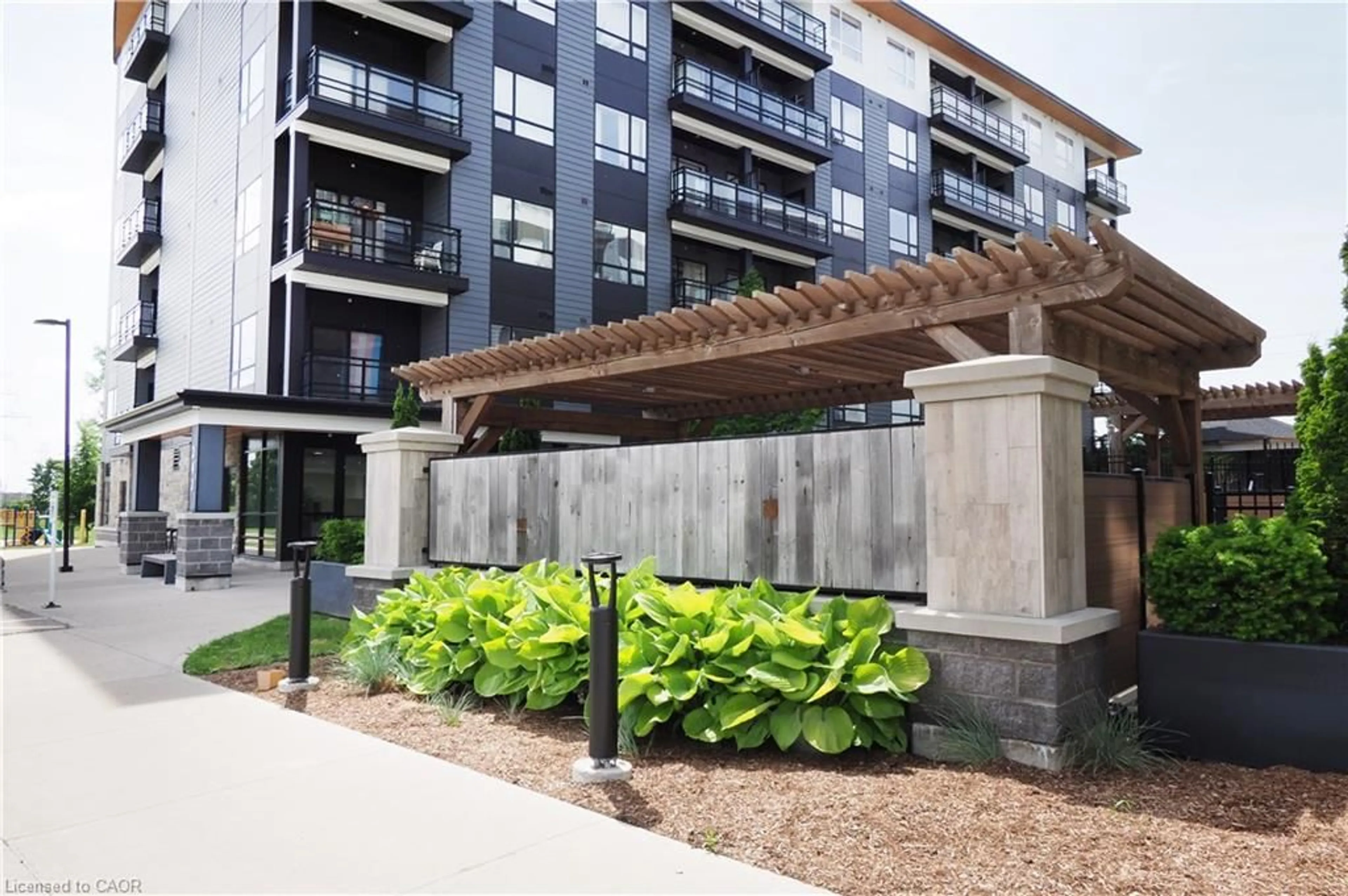 Patio, unknown for 243 Northfield Dr #408, Waterloo Ontario N2K 0H2