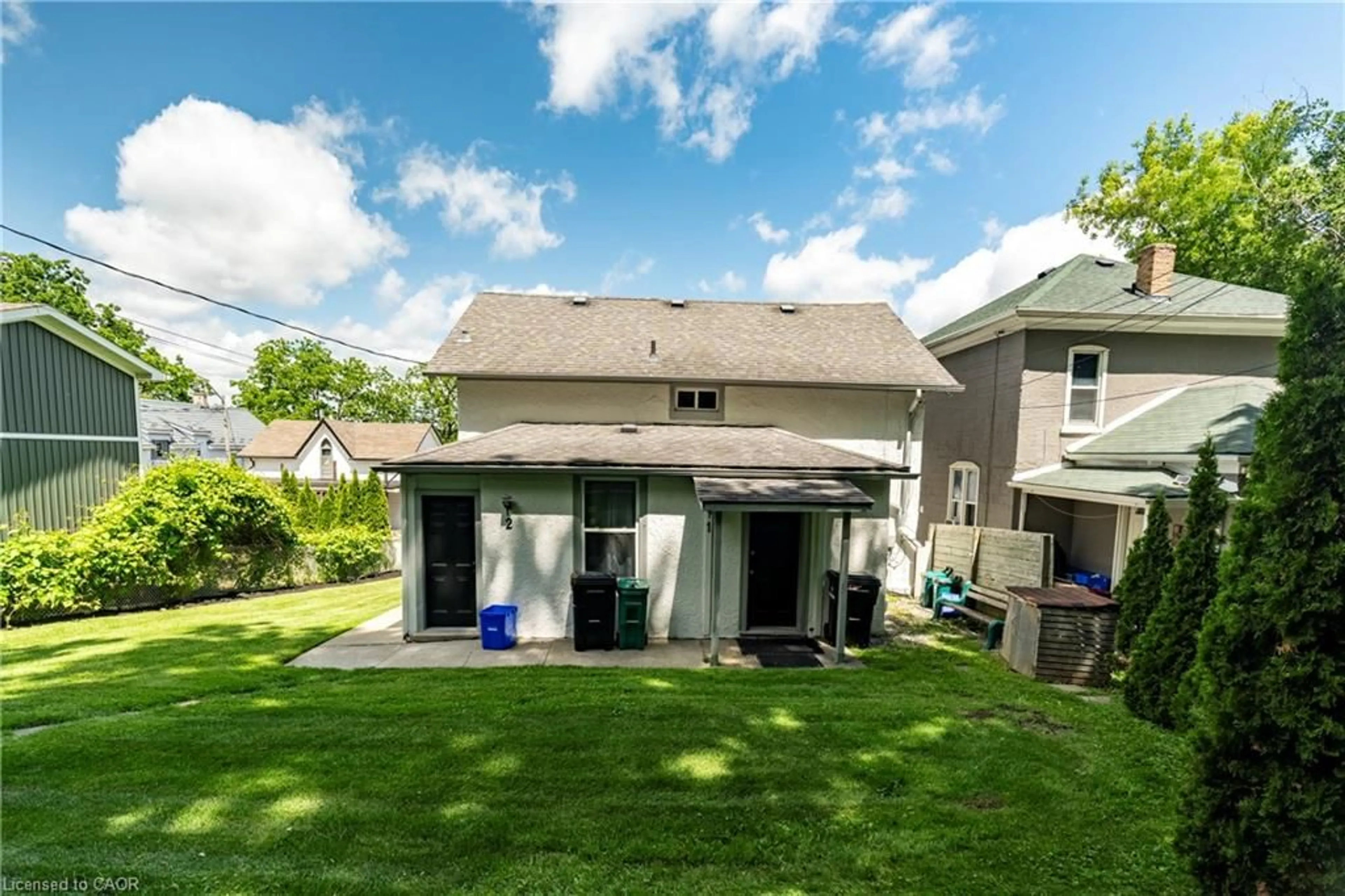 Patio, street for 66 Queen St, Cambridge Ontario N3C 1G1