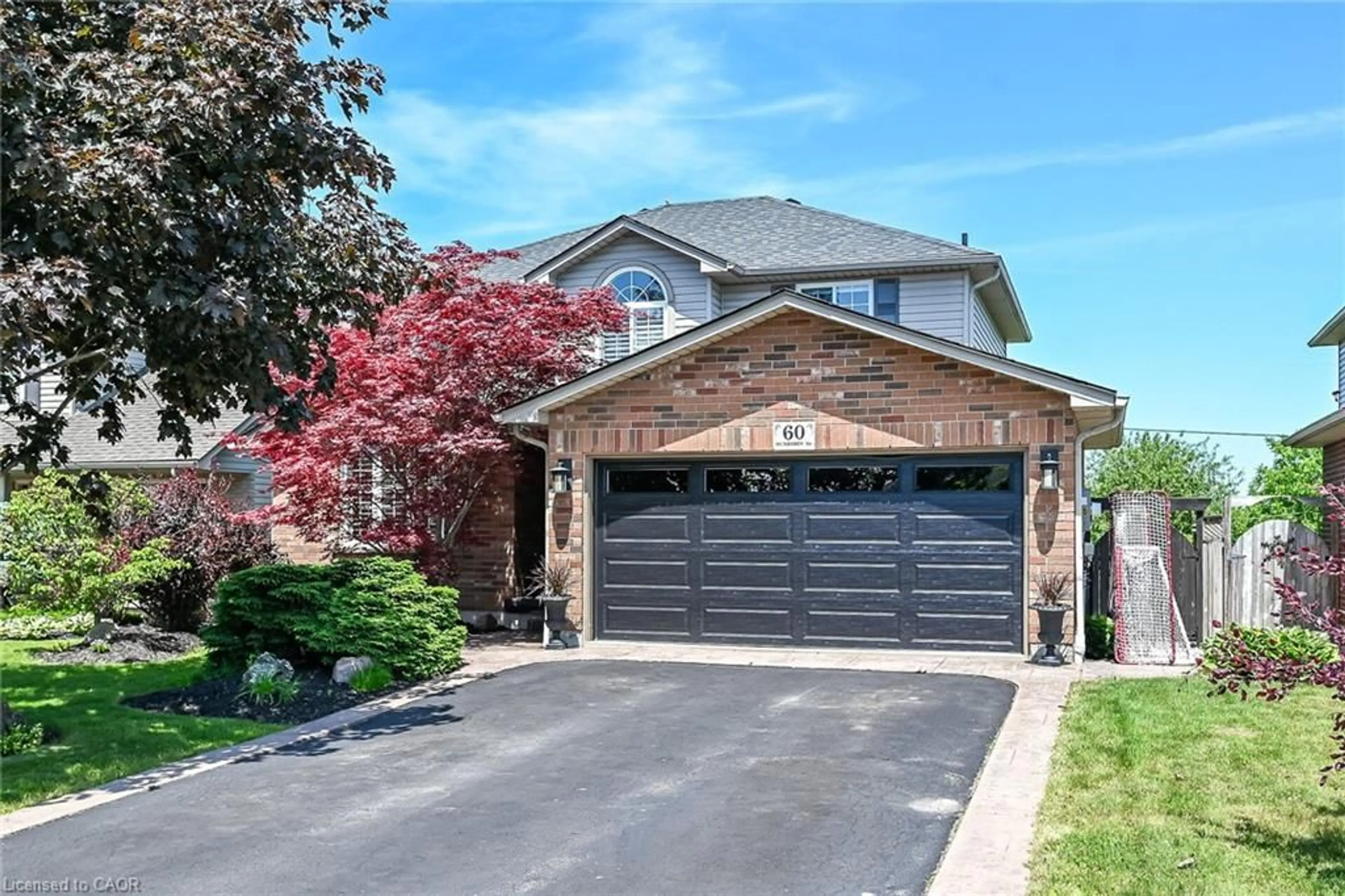 Home with brick exterior material, street for 60 Dunrobin Dr, Caledonia Ontario N3W 2N7