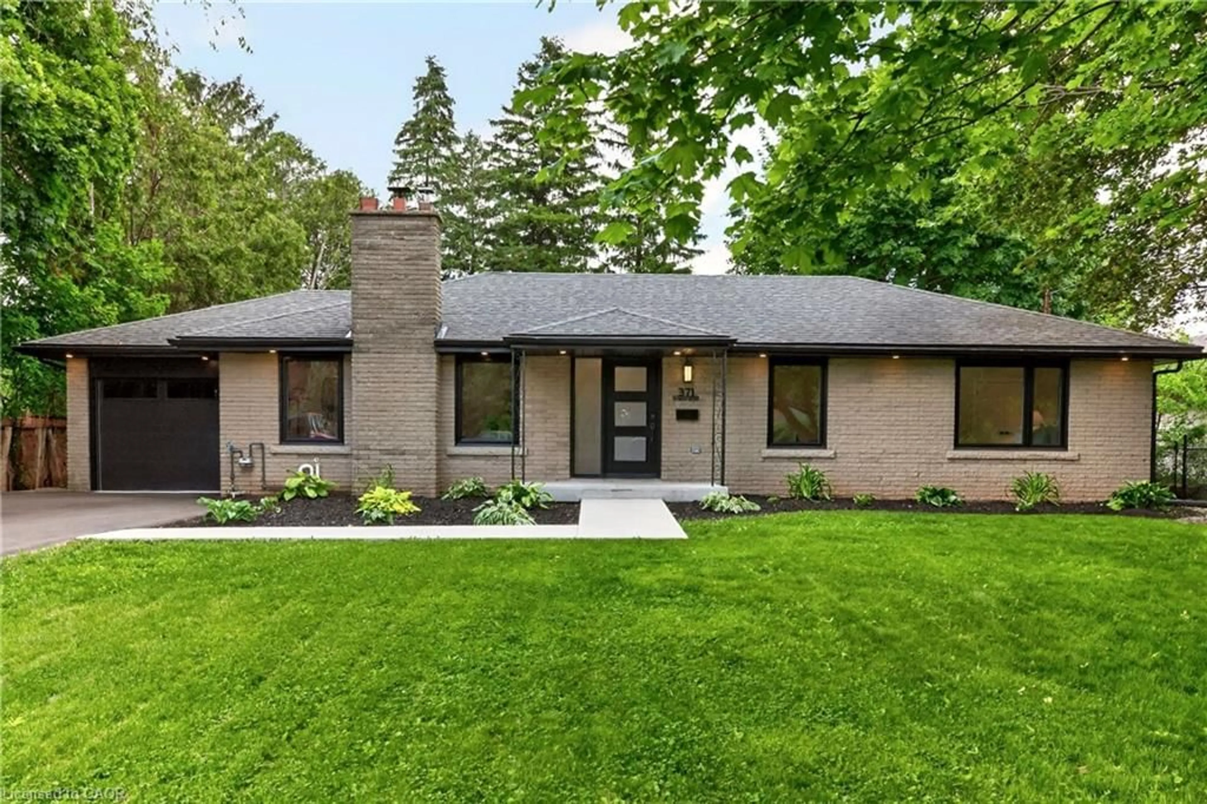 Home with brick exterior material, street for 371 Robina Rd, Ancaster Ontario L9G 2L9