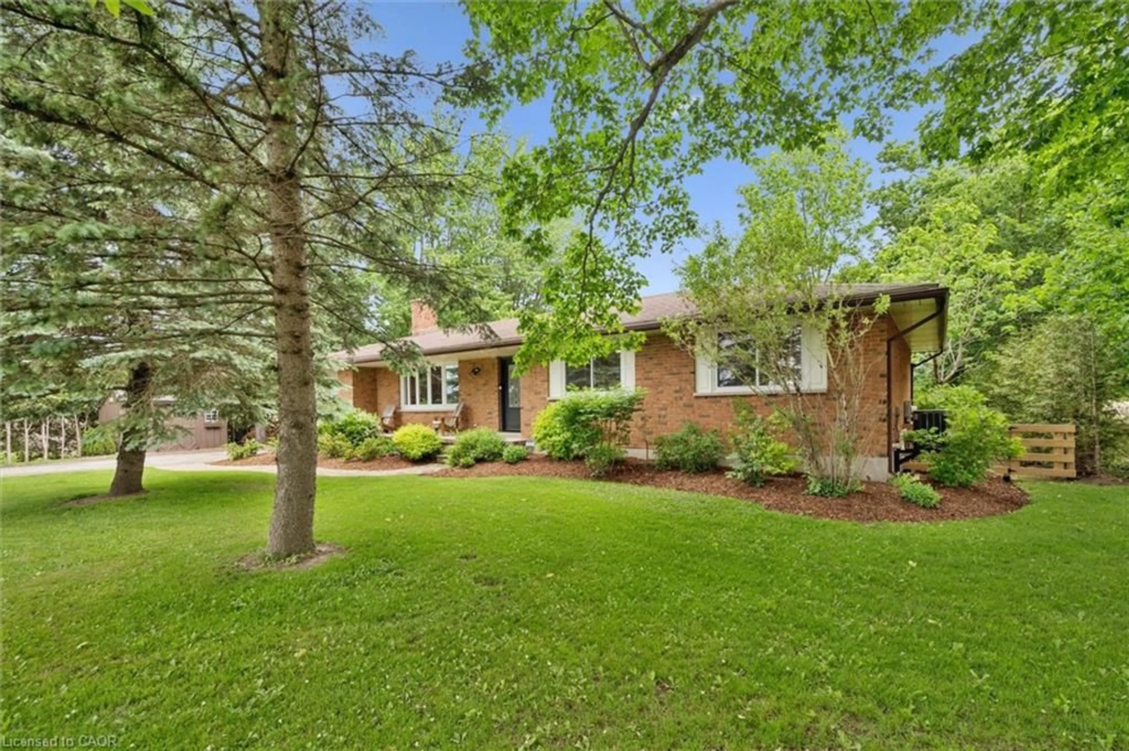 Home with brick exterior material, street for 990 Scotland St, Fergus Ontario N1M 2W5