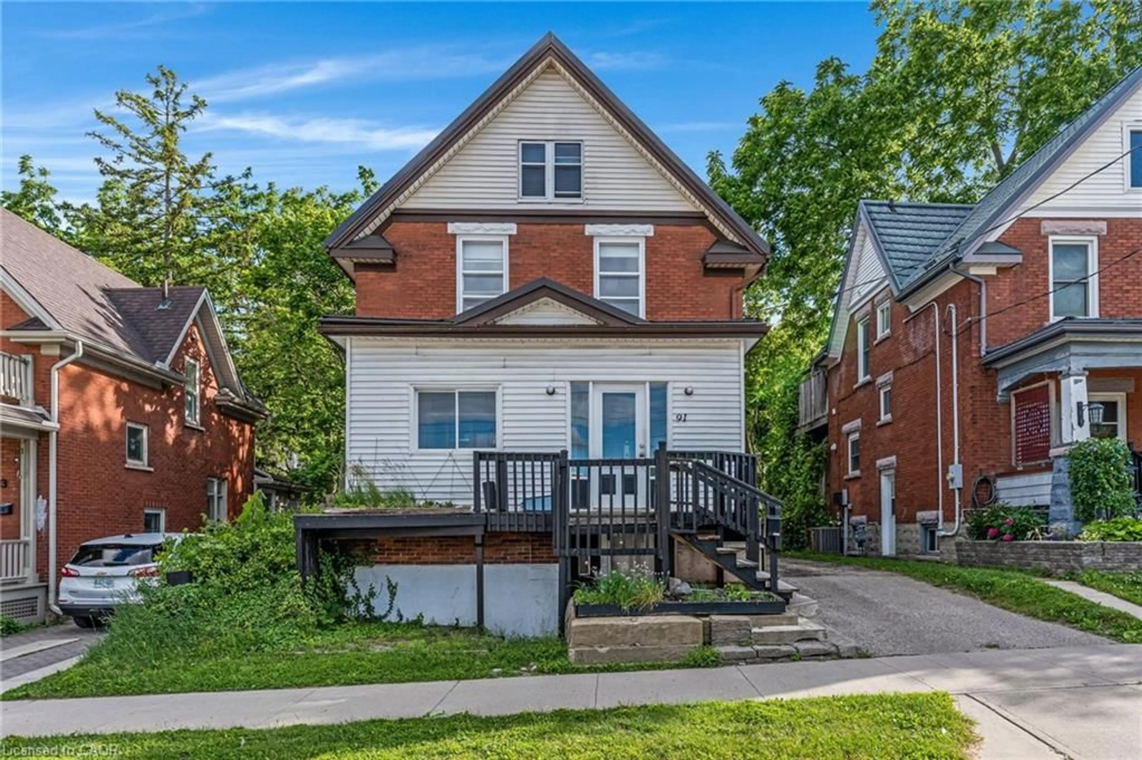 Home with brick exterior material, street for 91 Charles St, Kitchener Ontario N2G 2P5