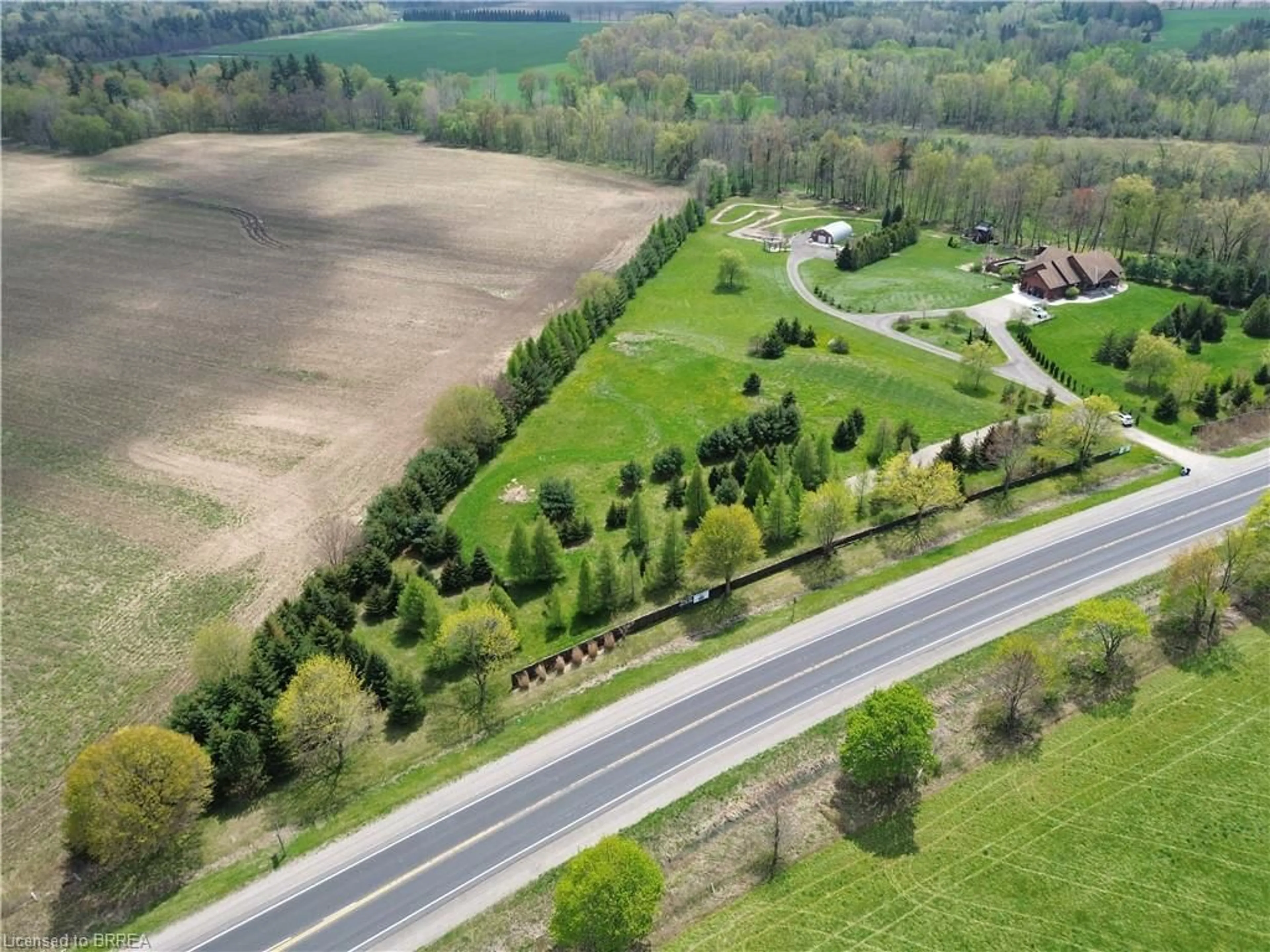 A pic from outside/outdoor area/front of a property/back of a property/a pic from drone, unknown for 38A Highway 24, Scotland Ontario N0E 1R0