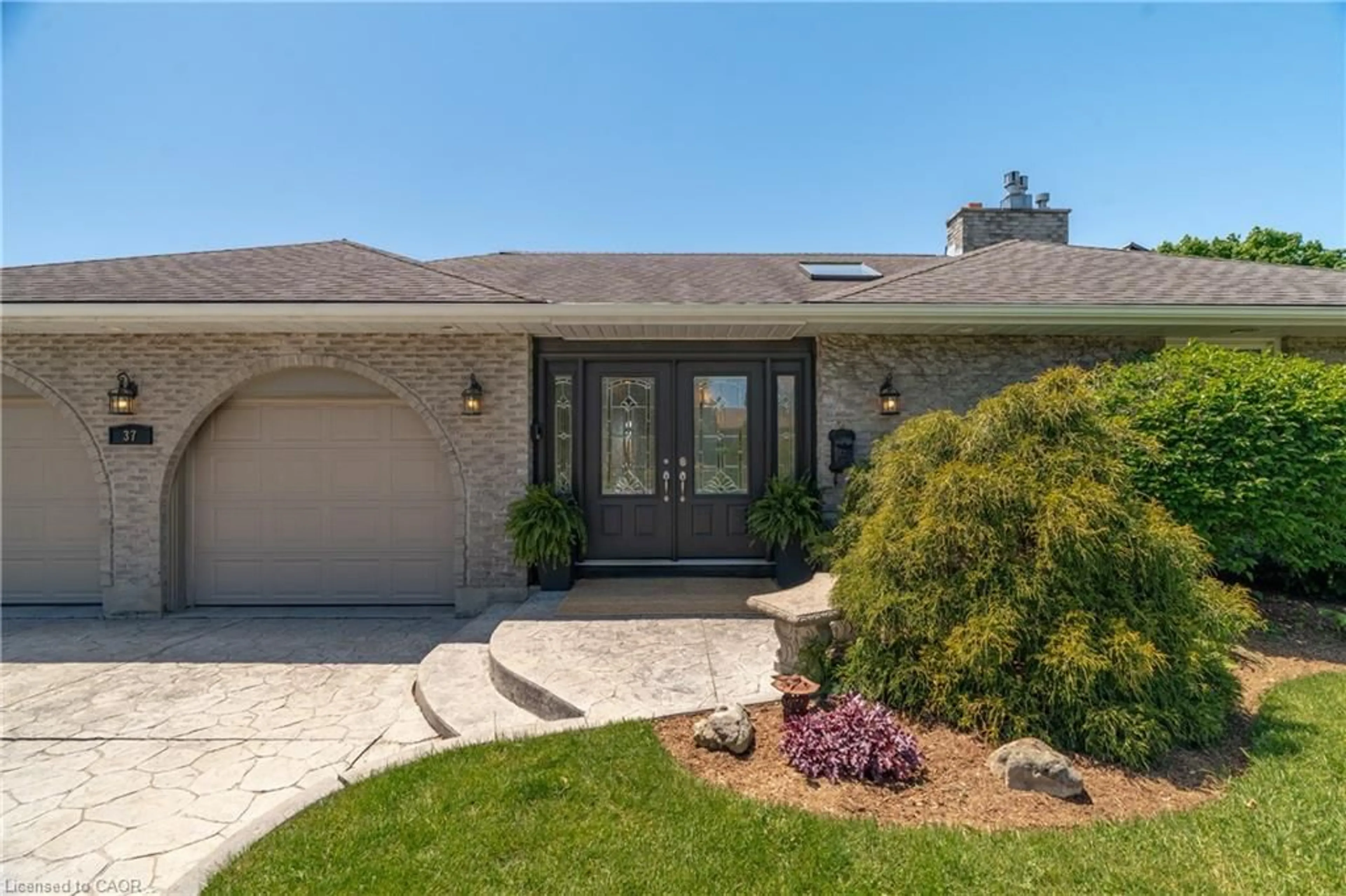 Unknown for 37 Blue Forest Cres, Guelph Ontario N1H 6J2