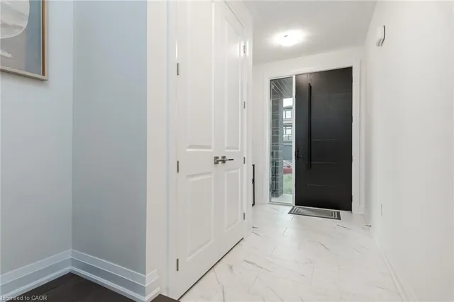 350 Canada Plum St, Waterloo 5