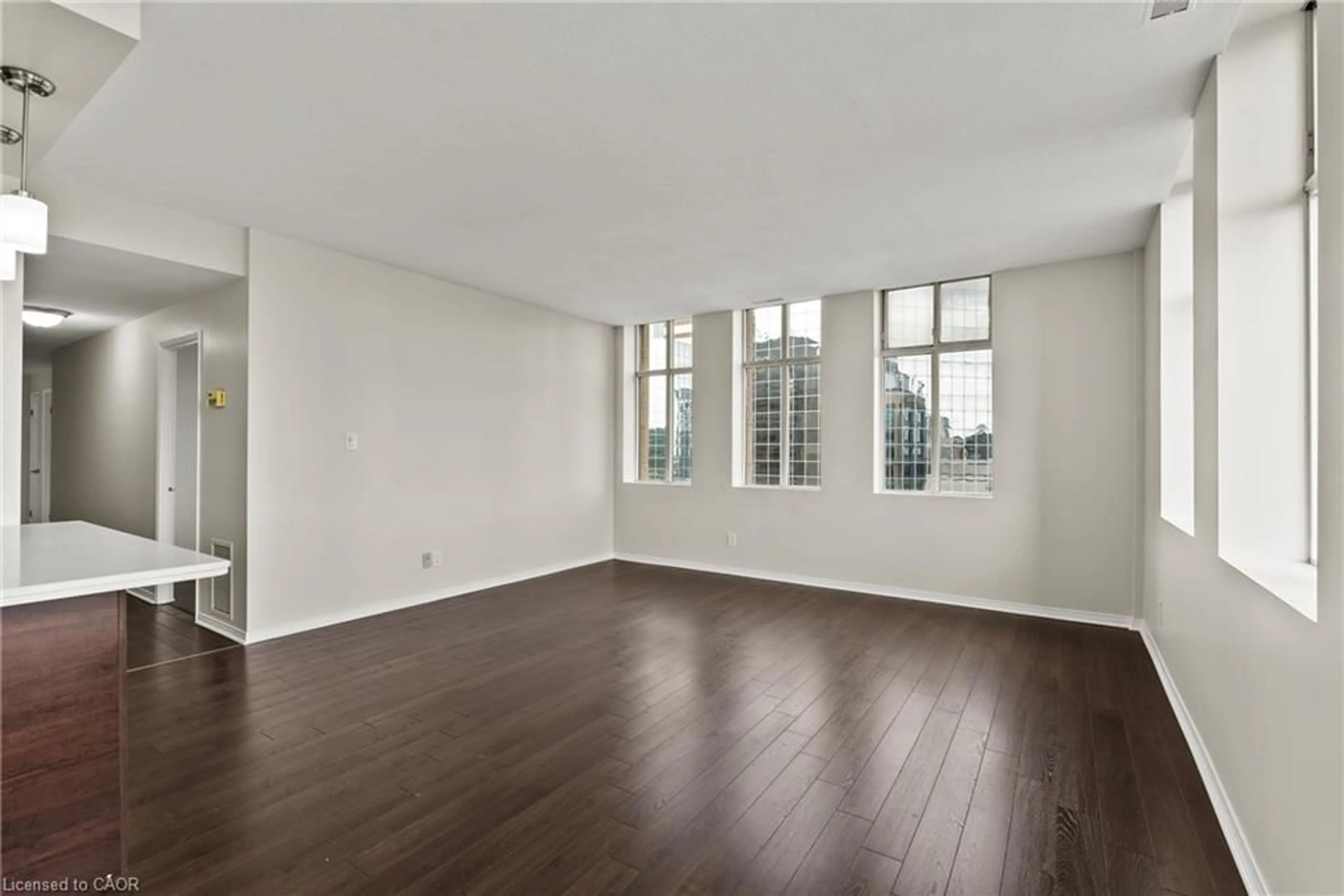 A pic of a room for 36 James St #1402, Hamilton Ontario L8P 4W4