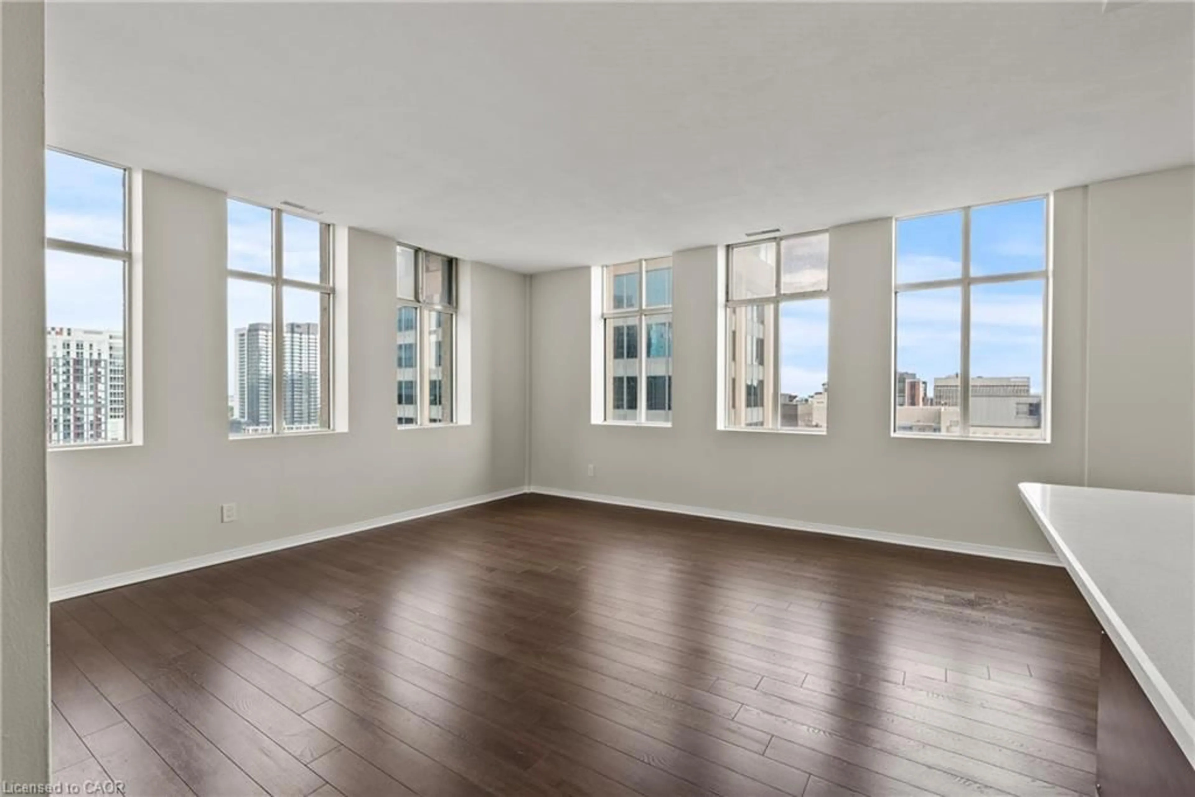 A pic of a room for 36 James St #1402, Hamilton Ontario L8P 4W4