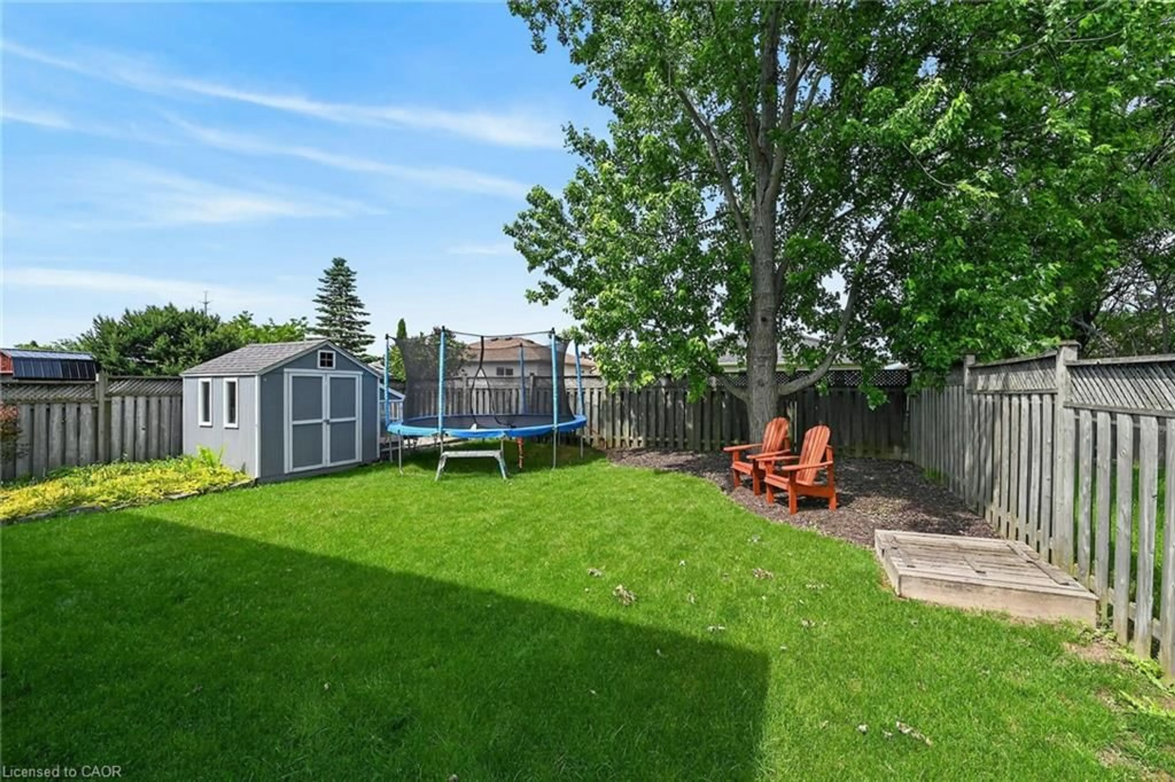 Patio, water/lake/river/ocean view for 11 Stuart St, Caledonia Ontario N3W 2L3