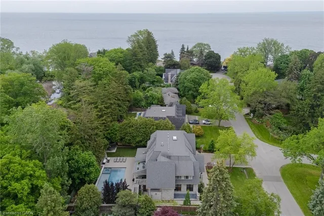 129 Wolfdale Ave, Oakville 3