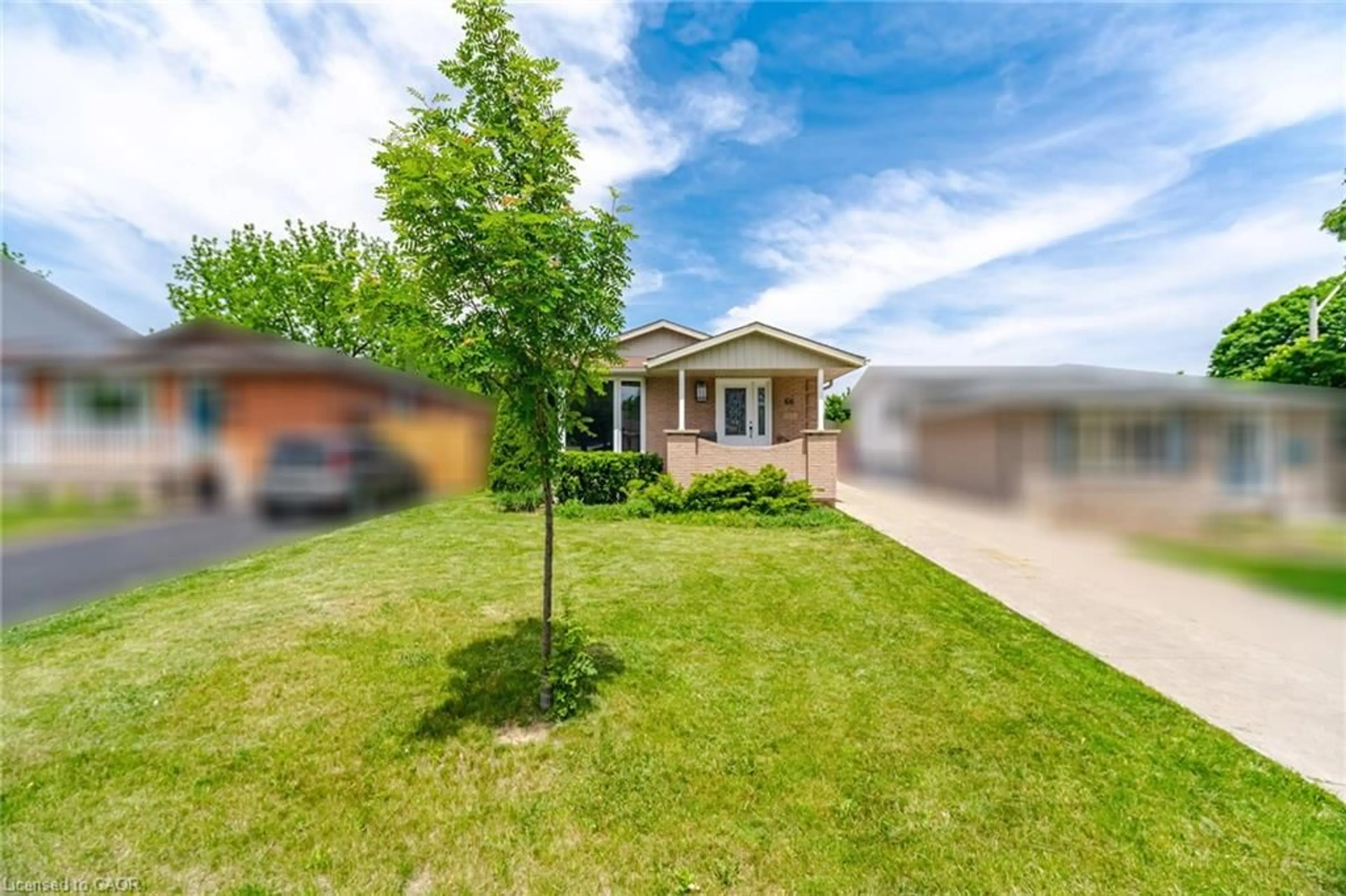 A pic from outside/outdoor area/front of a property/back of a property/a pic from drone, street for 66 Darlington Dr, Hamilton Ontario L9C 2L9