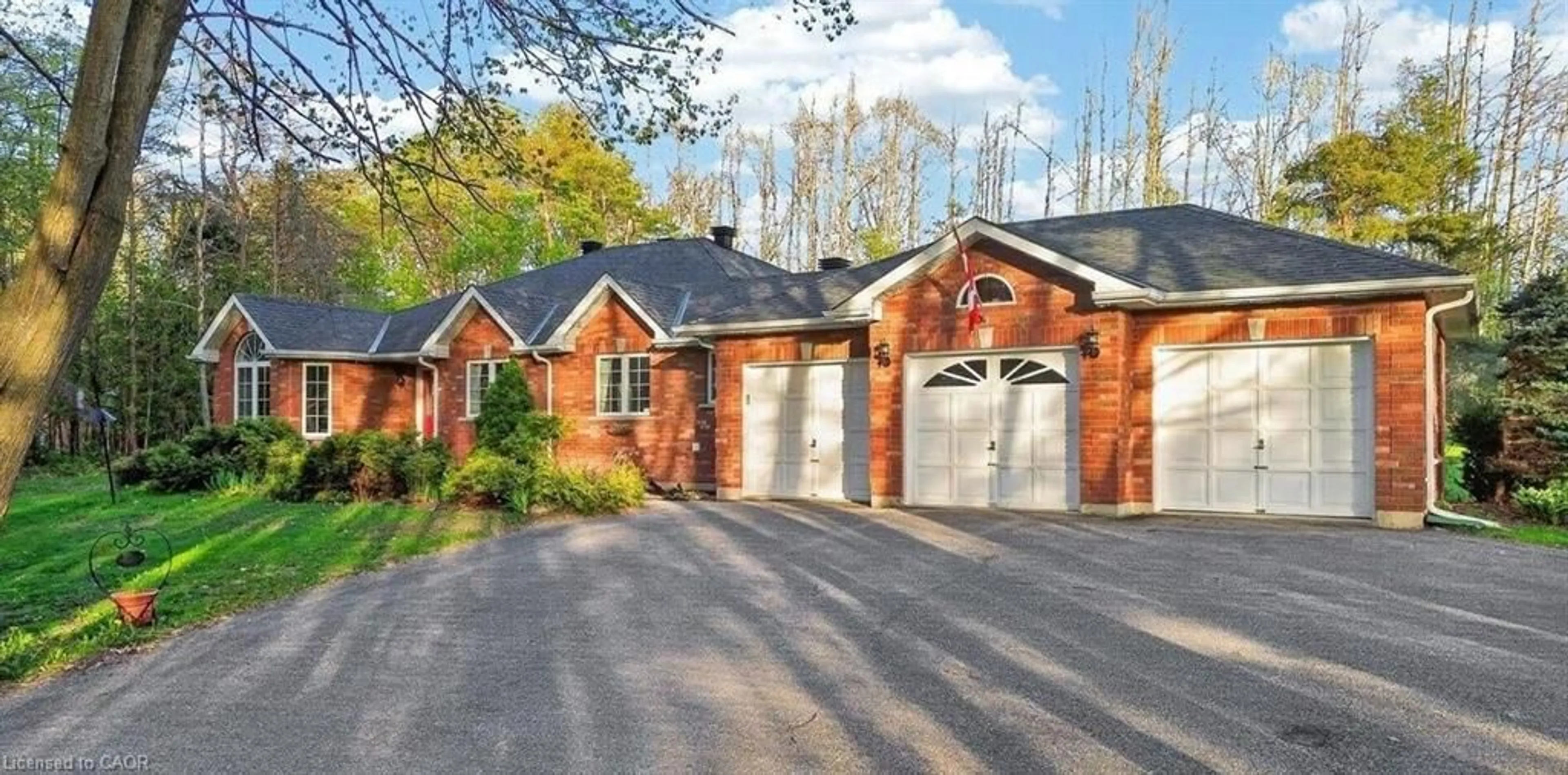Home with brick exterior material, street for 1775 Loretta Ave, Severn Ontario L3V 7W2