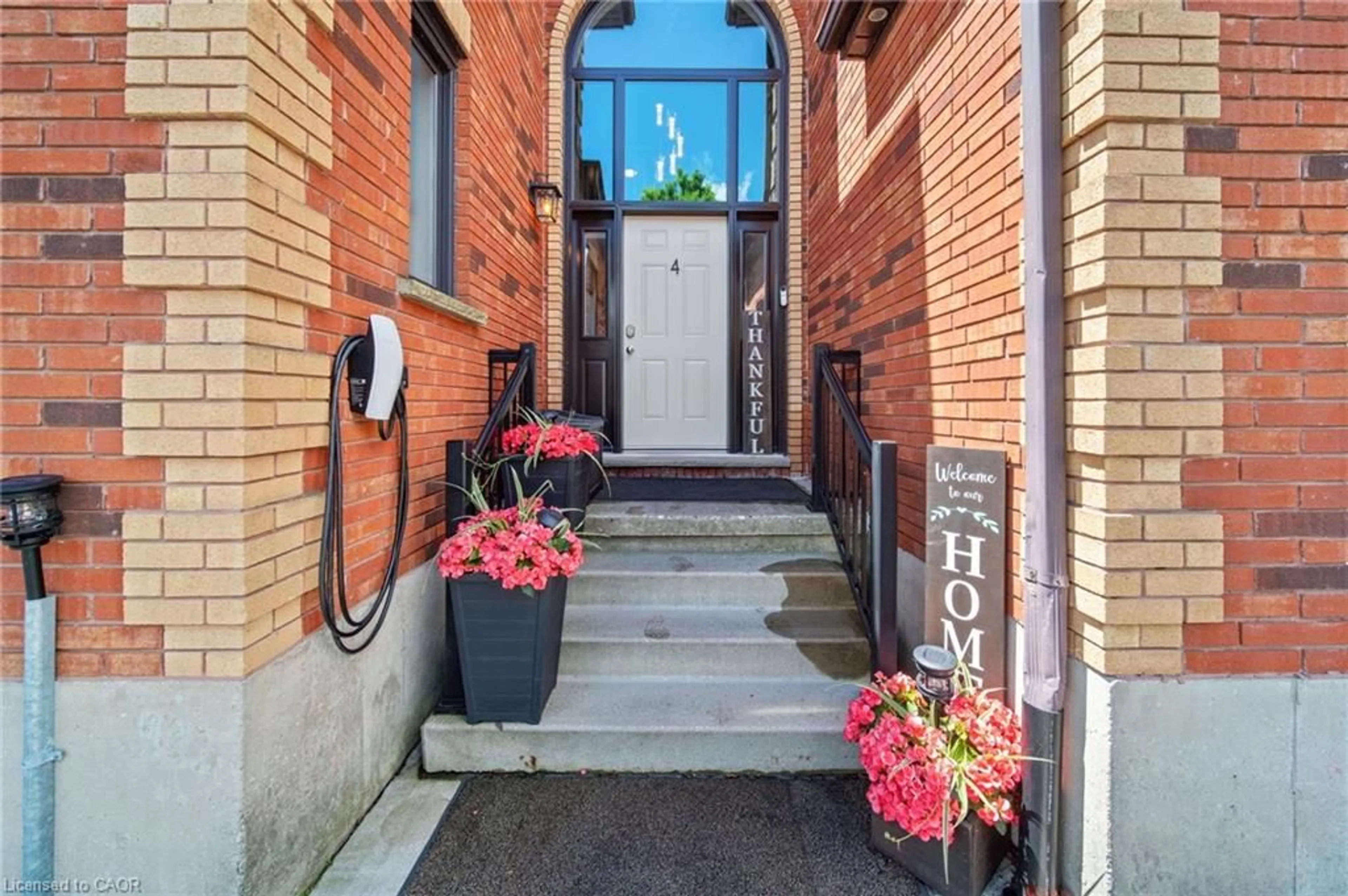 Unknown for 54 Argyle St #4, Caledonia Ontario N3W 1H9