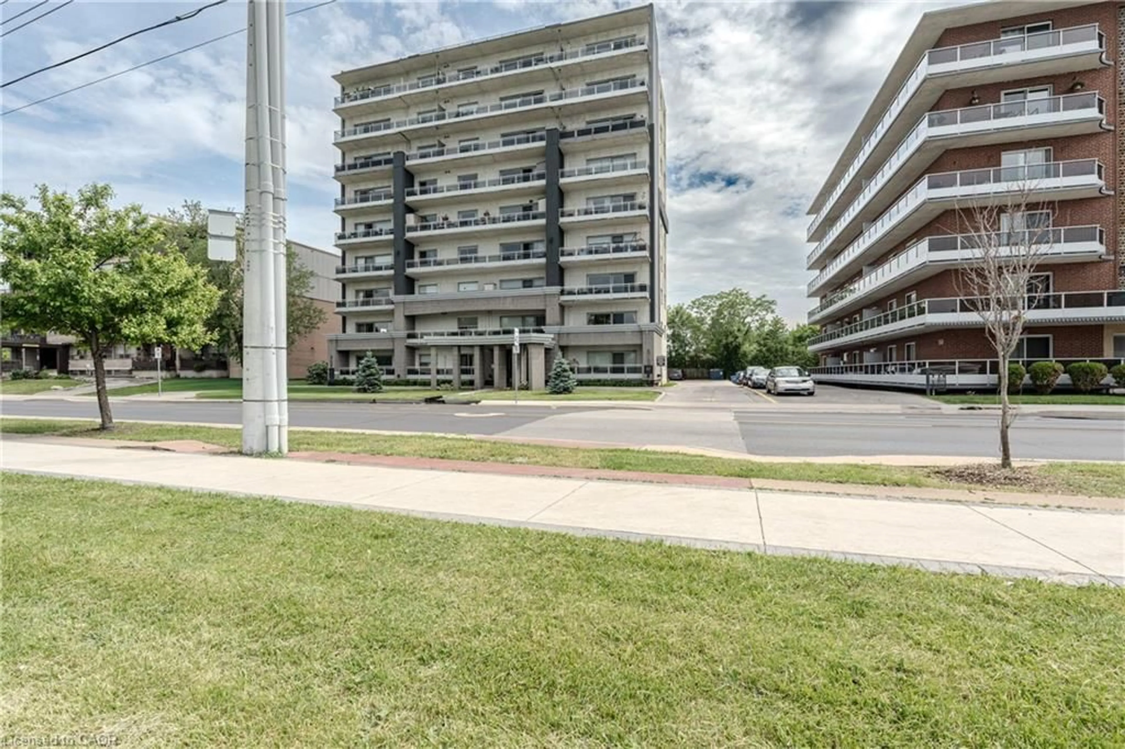 Unknown for 350 Concession St #403, Hamilton Ontario L9A 4E5