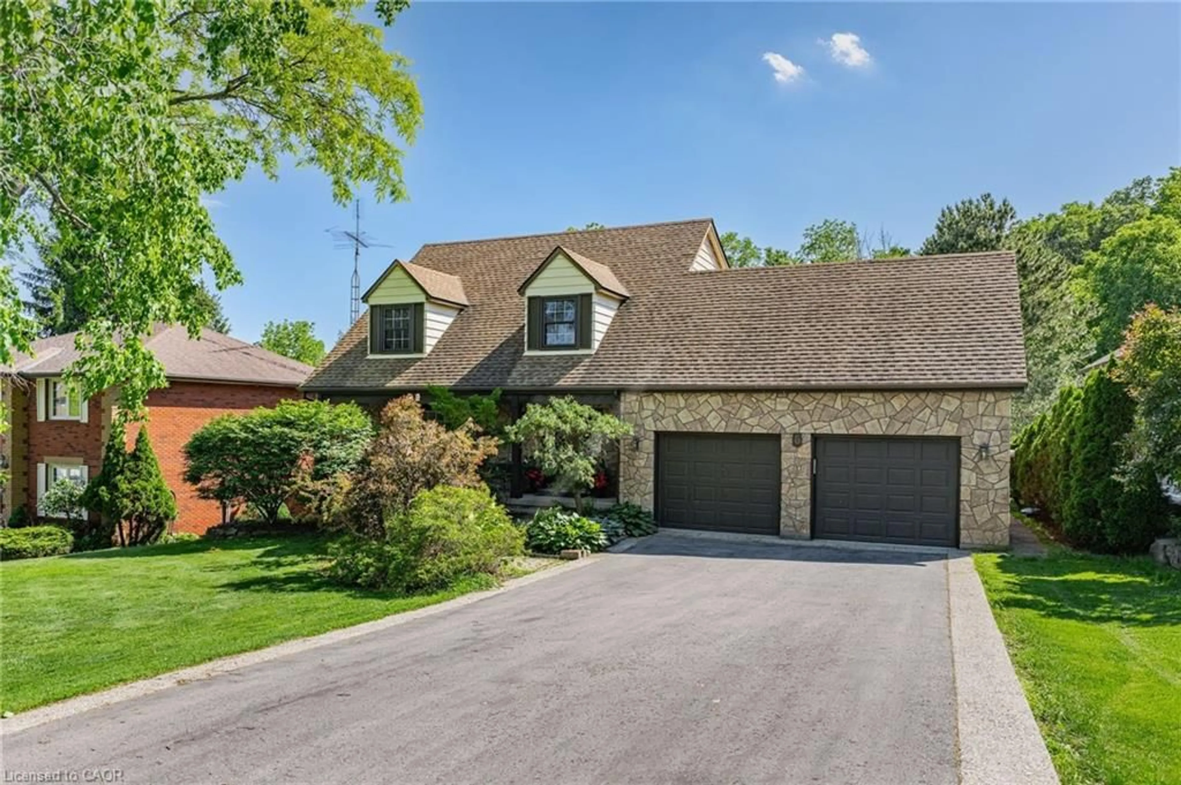 Home with brick exterior material, street for 5 Mays Cres, Waterdown Ontario L8B 0G4