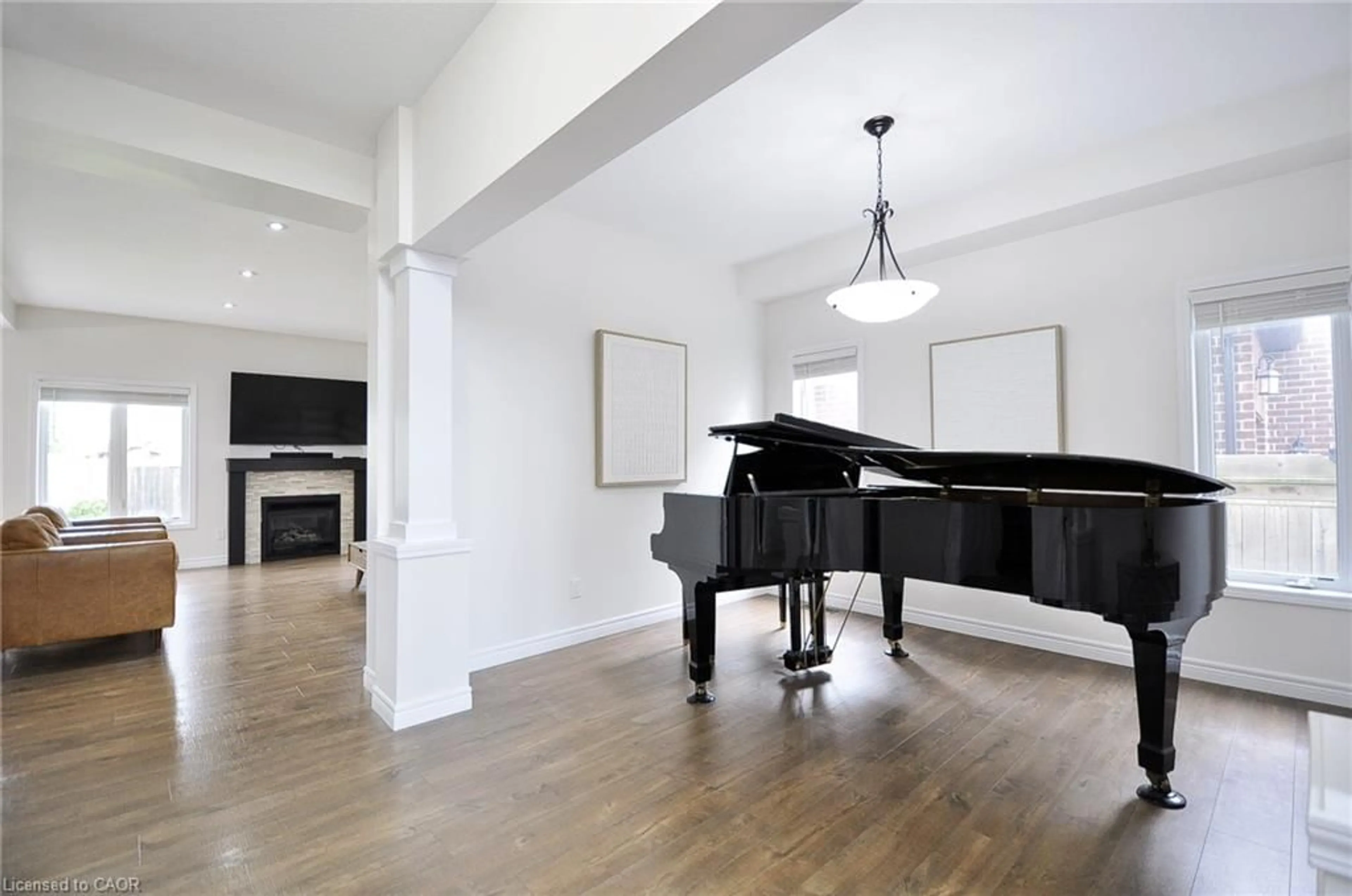 Unknown for 133 Grandville Cir, Paris Ontario N3L 0A7