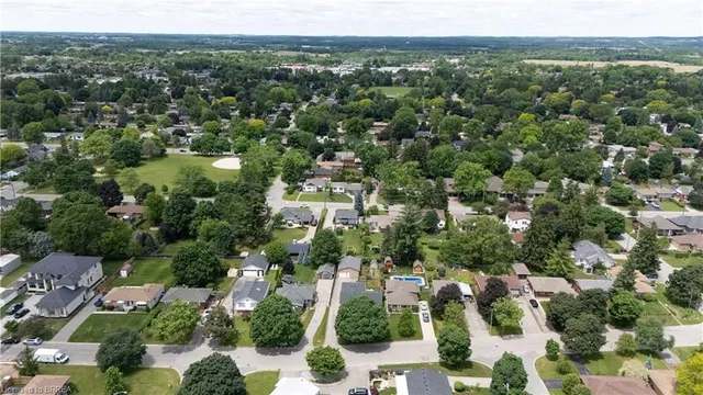 83 Evelyn St, Brantford 5
