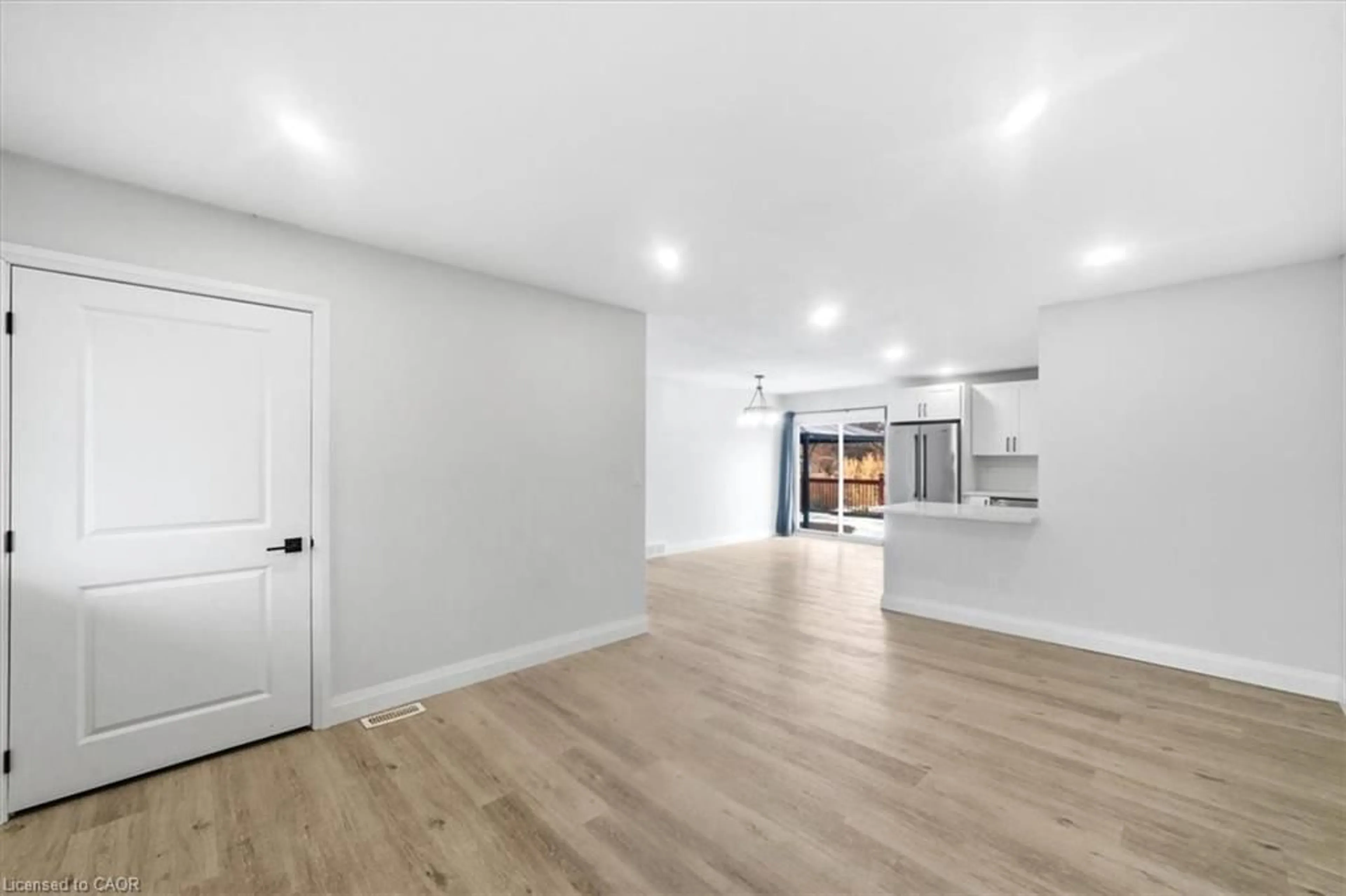 A pic of a room for 12 Main St, Selkirk Ontario N0A 1P0