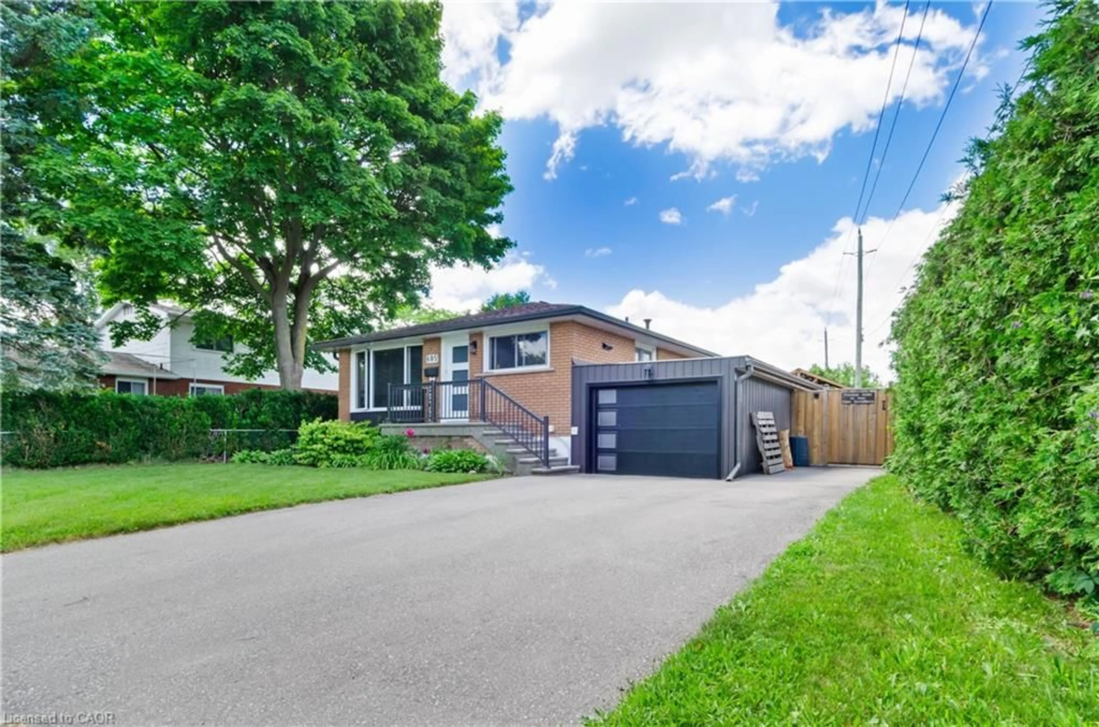 Home with brick exterior material, street for 605 Grey St, Brantford Ontario N3S 4X9