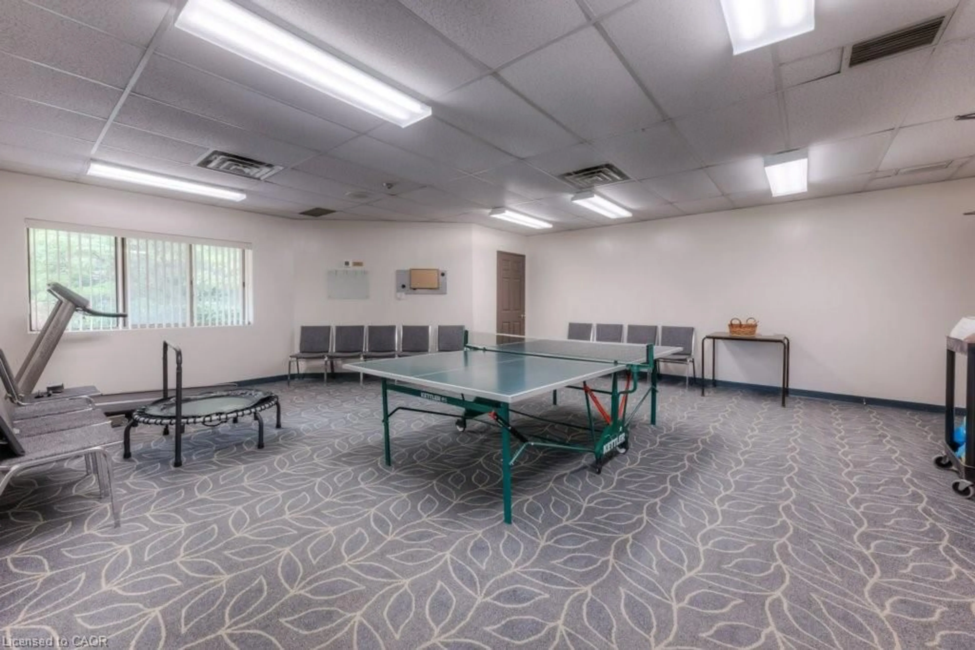 A pic of a room for 265 Westcourt Pl #PH9, Waterloo Ontario N2L 6E4