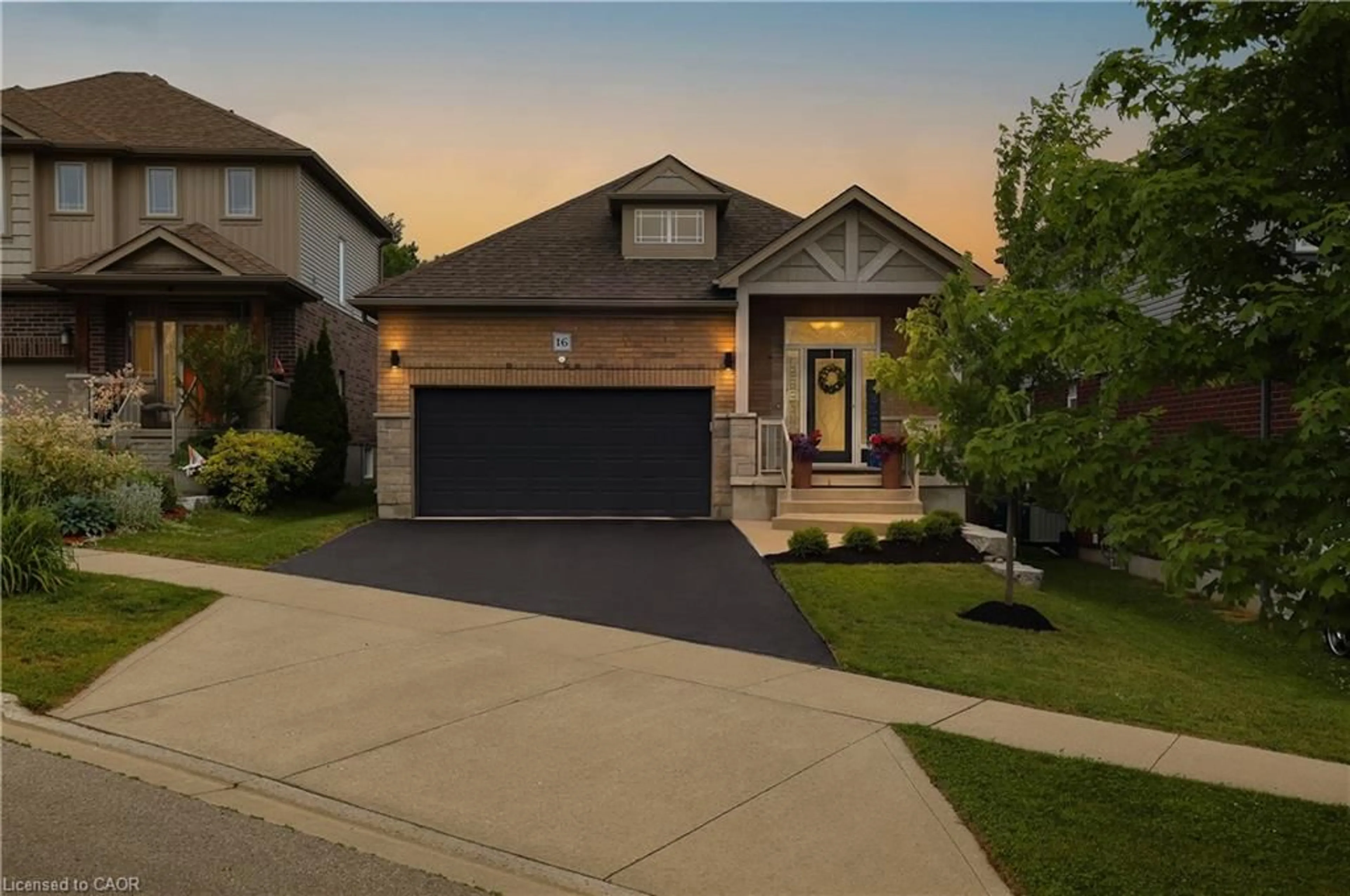 Home with brick exterior material, street for 16 Gouda Pl, Cambridge Ontario N1P 0B1