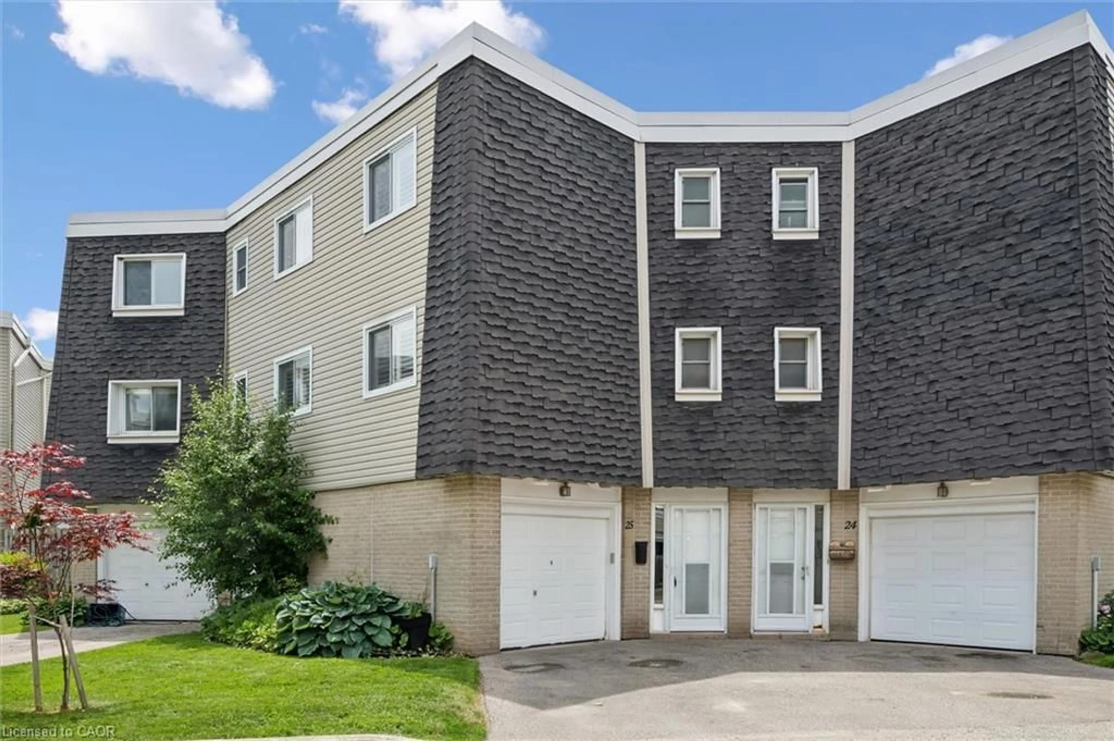 Home with vinyl exterior material, street for 60 Elmsdale Dr #25, Kitchener Ontario N2E 2G4
