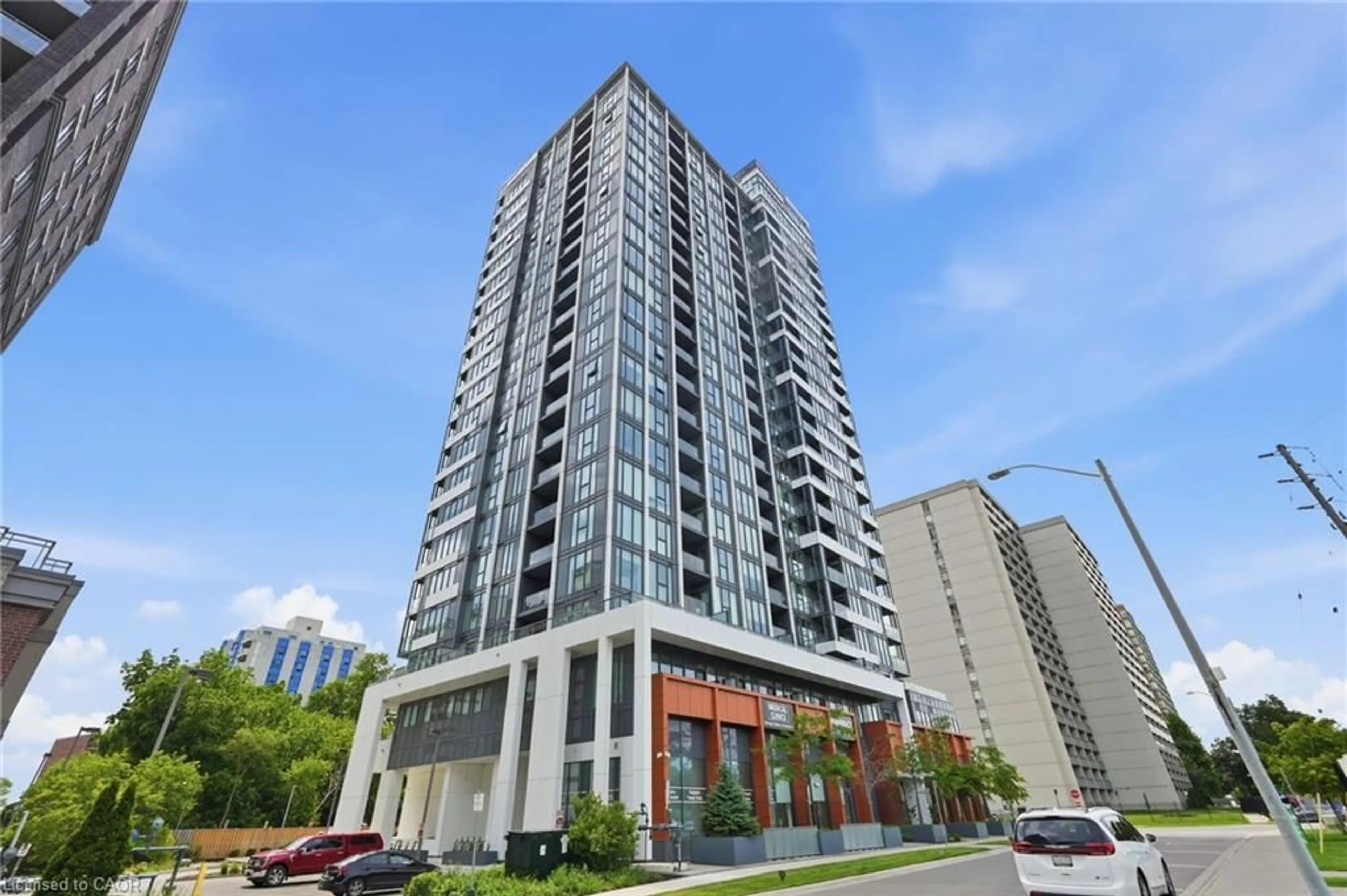 Indoor foyer for 500 Brock Ave #909, Halton Ontario L7S 0A5