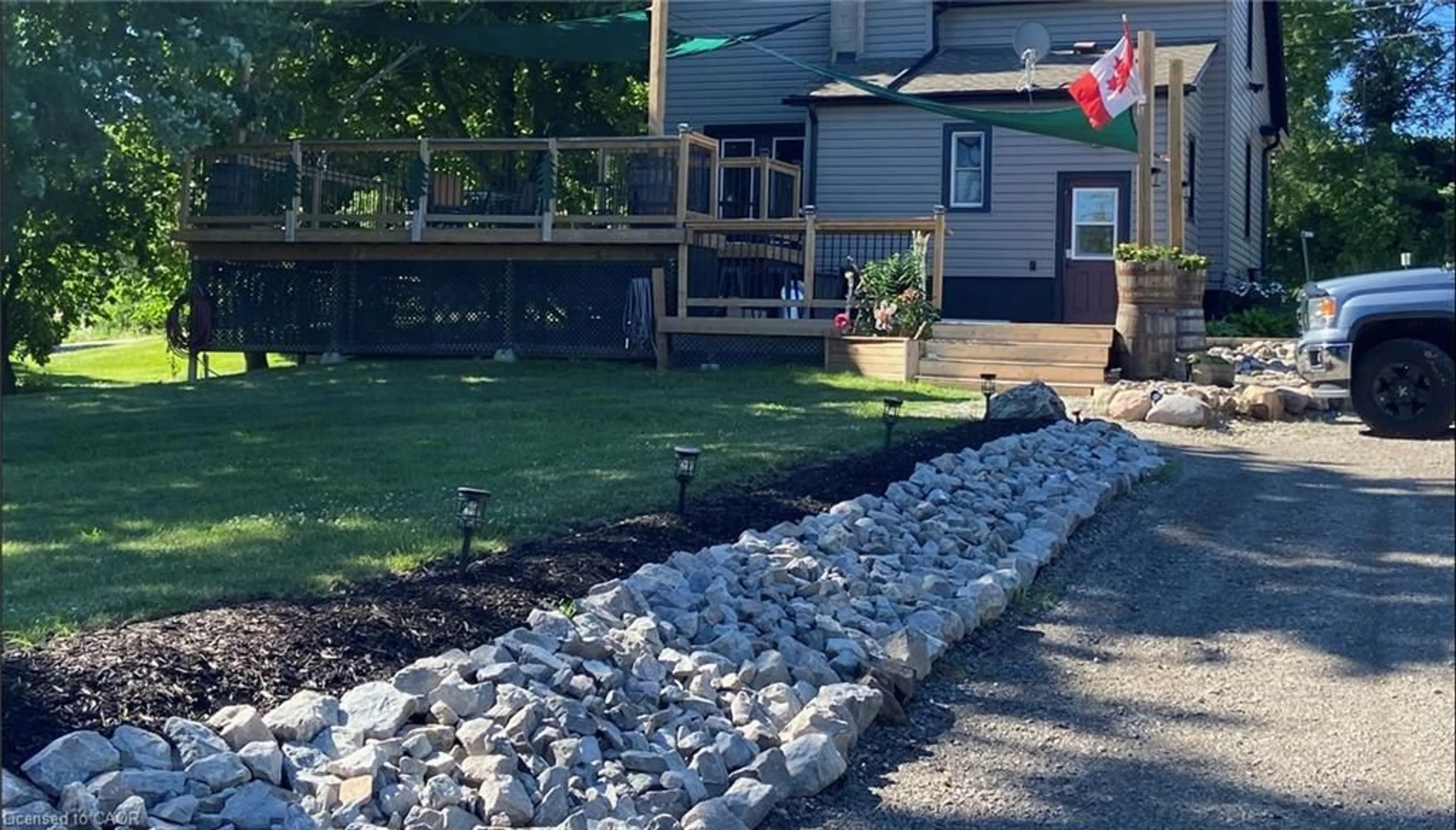 Patio, water/lake/river/ocean view for 3745 King St, Vineland Ontario L0R 2C0