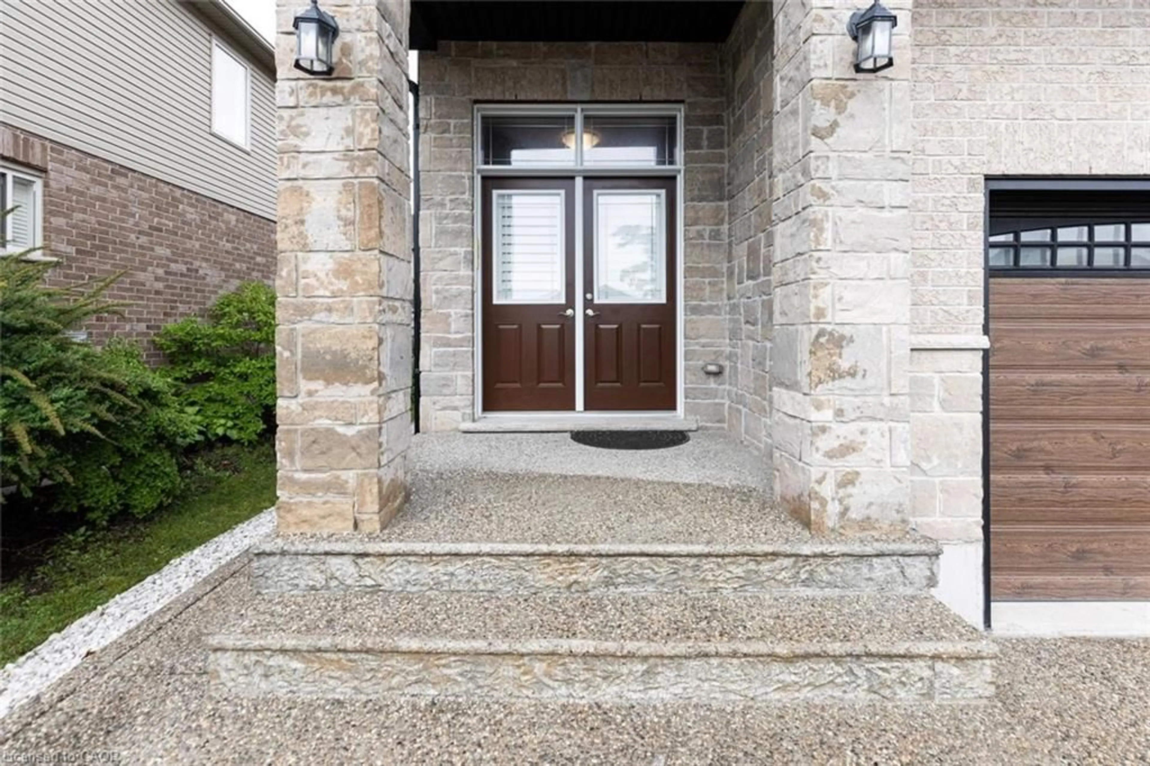 Unknown for 540 Landgren Crt, Kitchener Ontario N2A 4J7