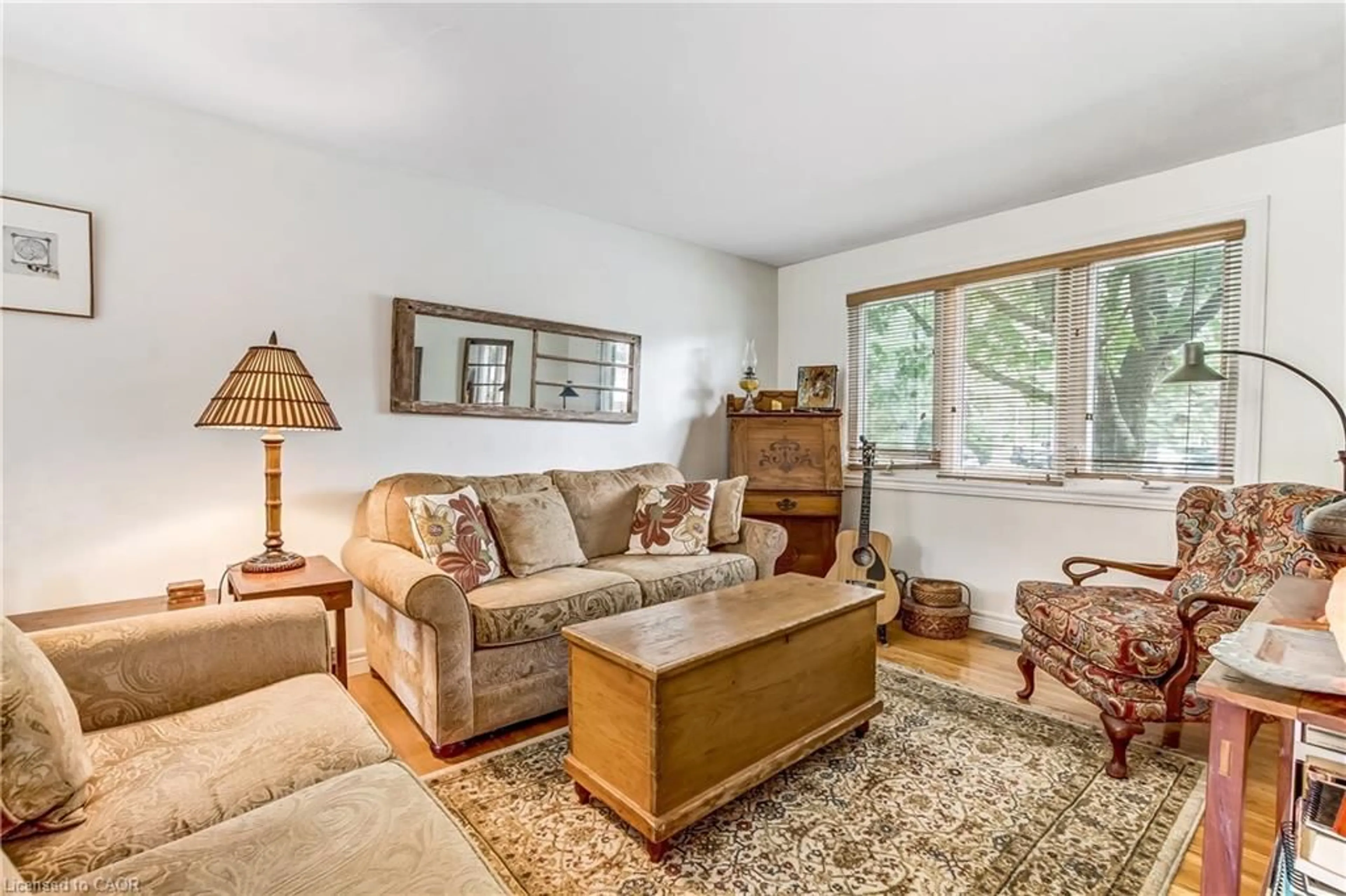 Living room with furniture, unknown for 6 Richardson Dr #30, Port Dover Ontario N0A 1N5