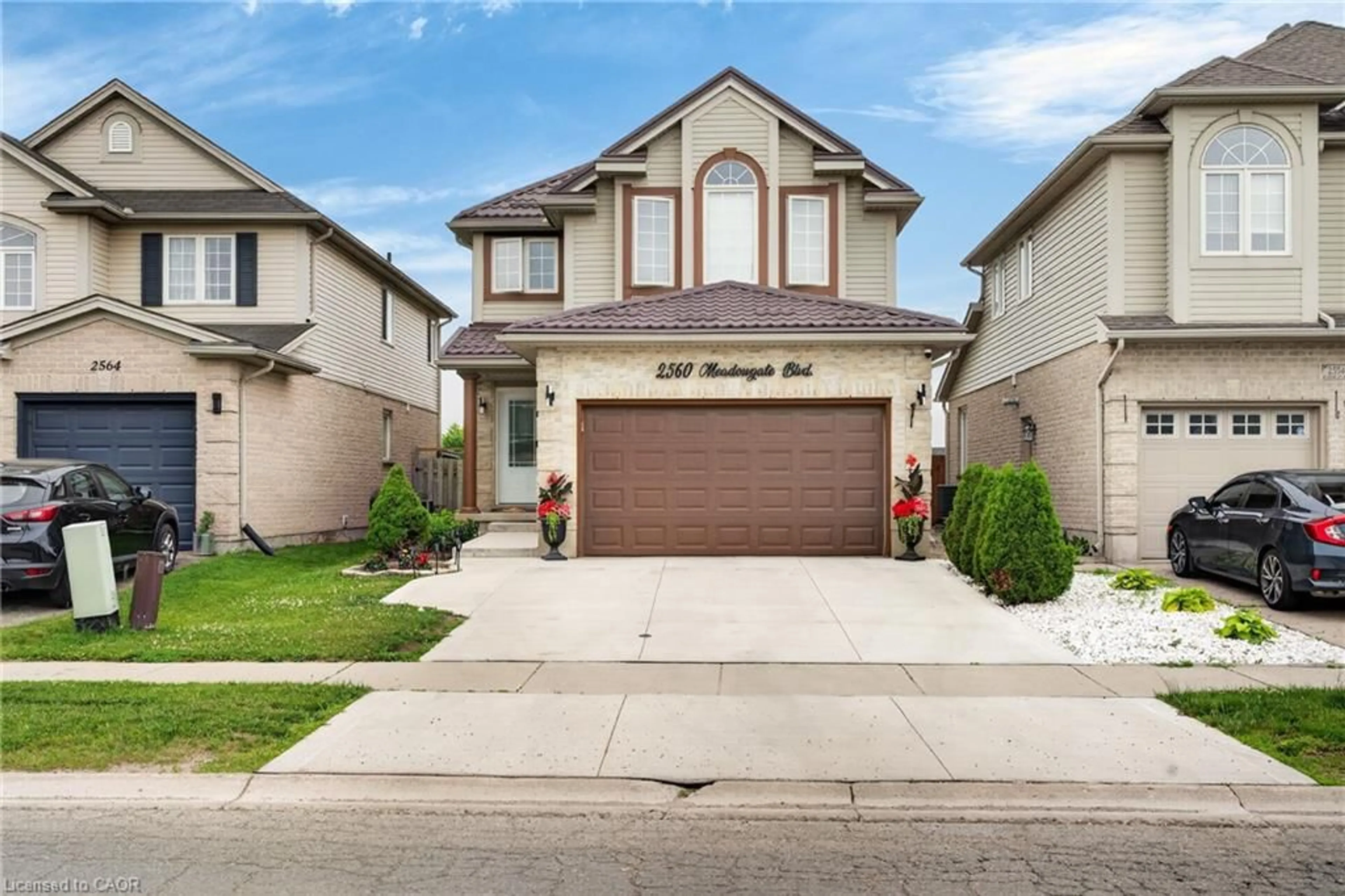 Unknown for 2560 Meadowgate Blvd, London Ontario N6M 1L8
