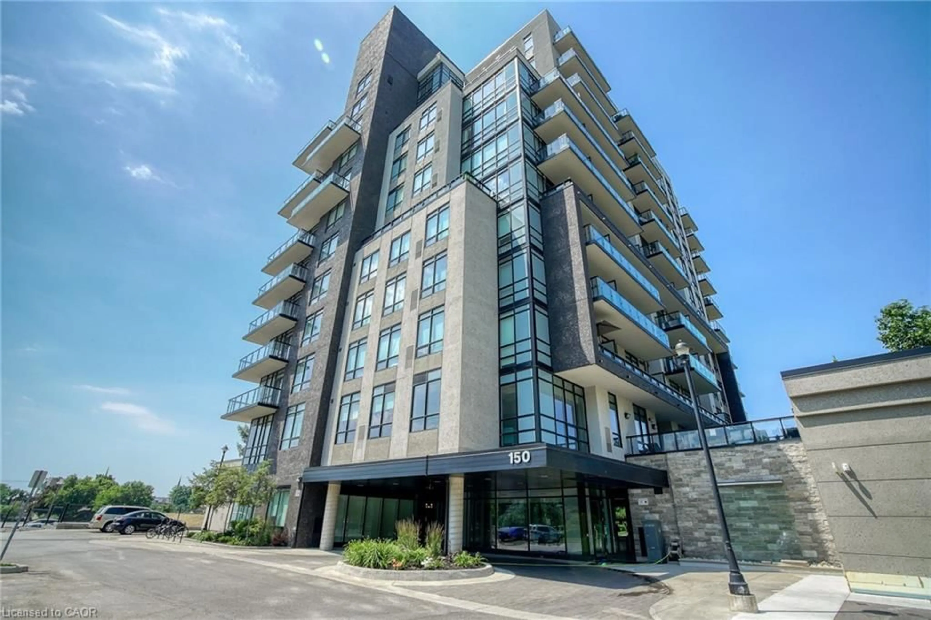 Indoor foyer for 150 Water St #507, Cambridge Ontario N1R 0B5