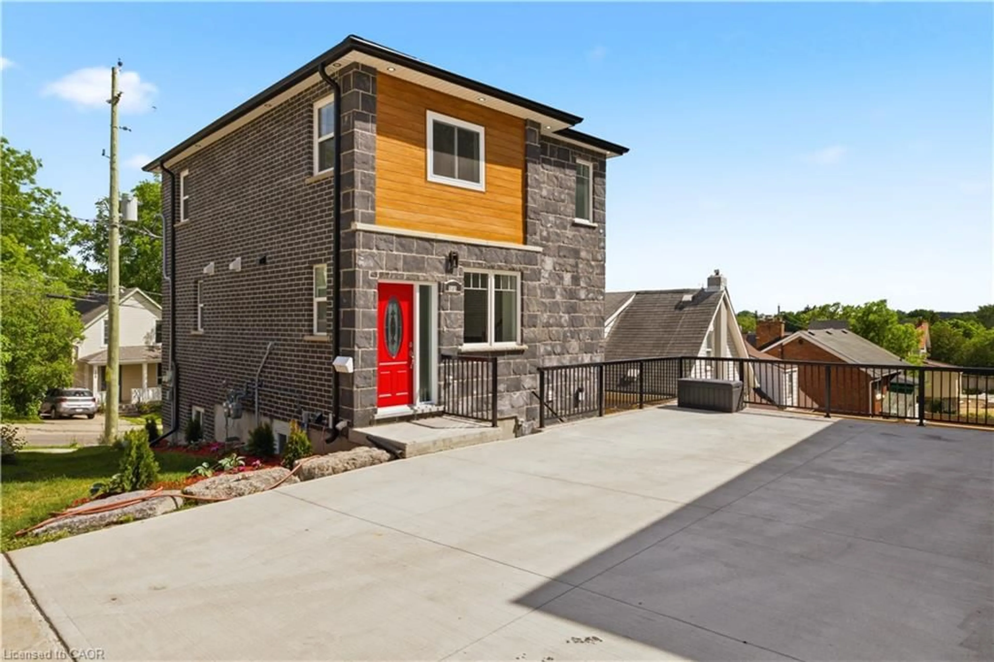 Home with brick exterior material, street for 131 St George St, Kitchener Ontario N2G 2T2