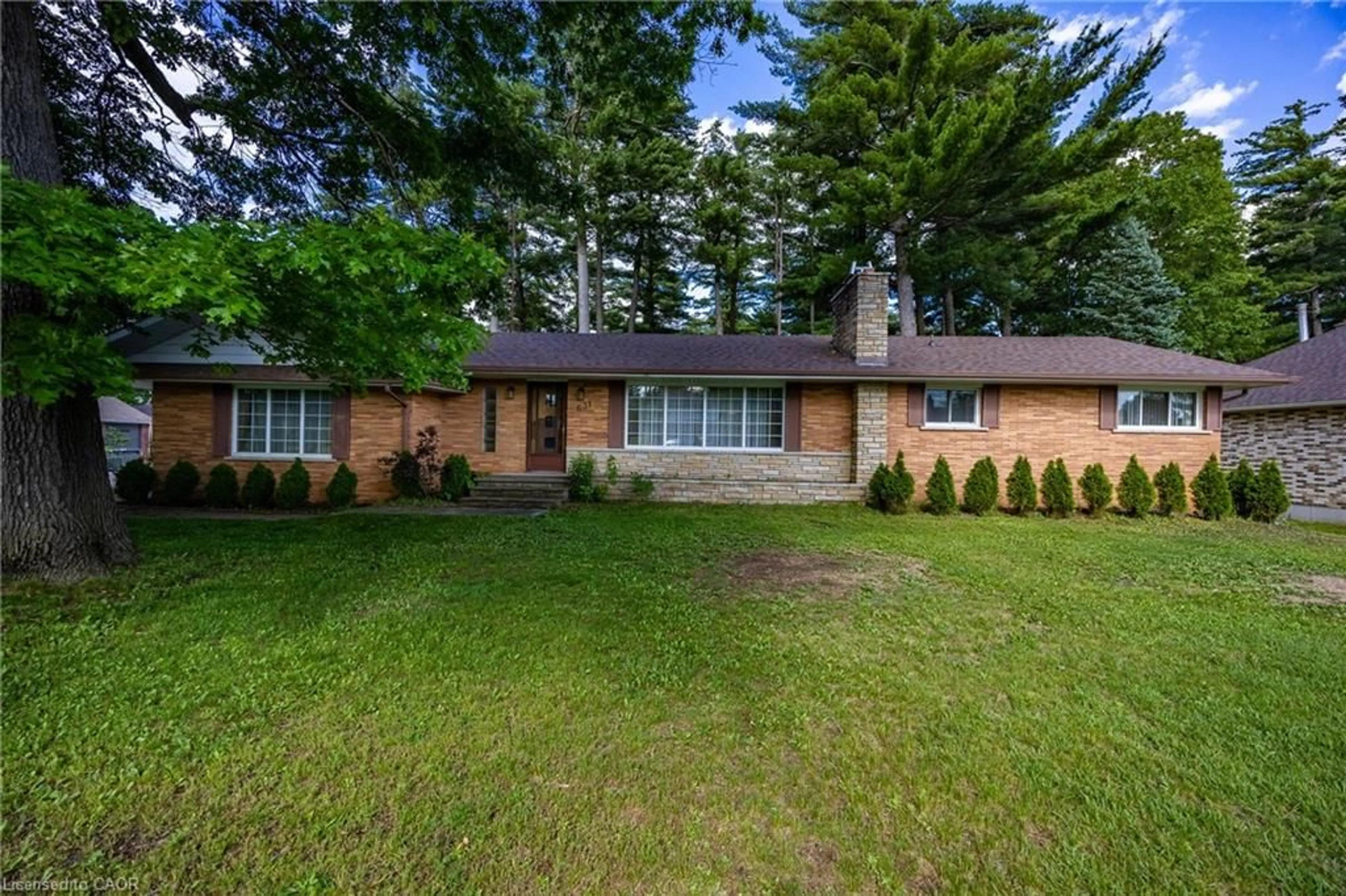 Home with brick exterior material, street for 631 Peel St, Delhi Ontario N4B 2H3