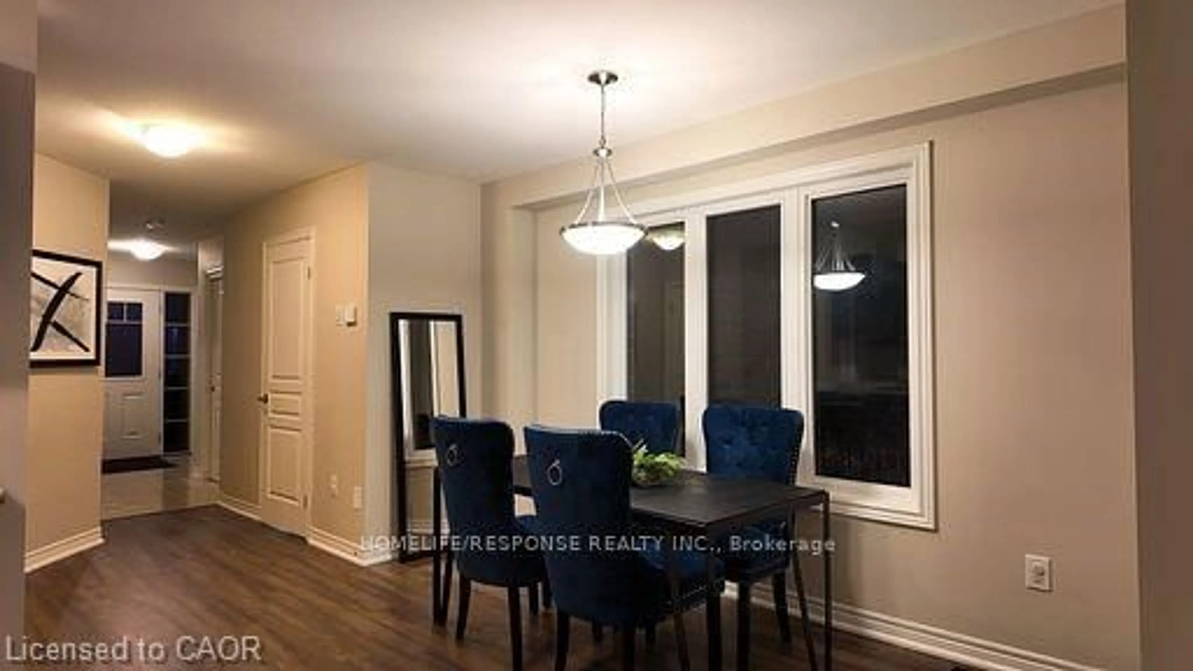 Dining room, wood/laminate floor for 4451 Eclipse Way, Niagara Falls Ontario L2G 0G3