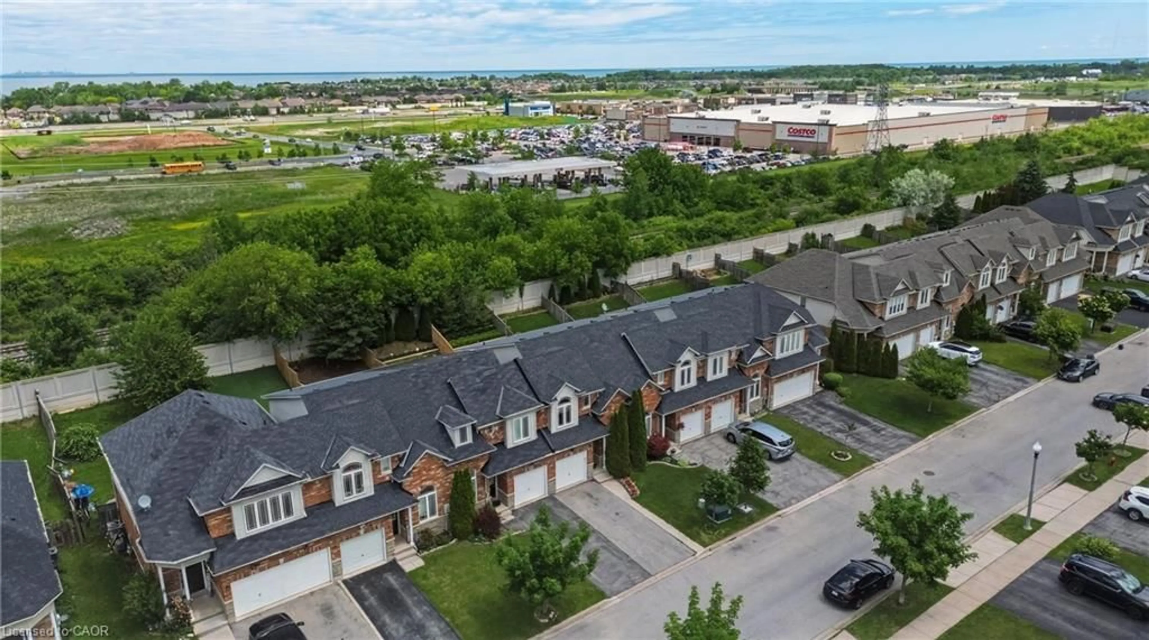 A pic from outside/outdoor area/front of a property/back of a property/a pic from drone, street for 144 Benziger Lane, Stoney Creek Ontario L8E 6G6