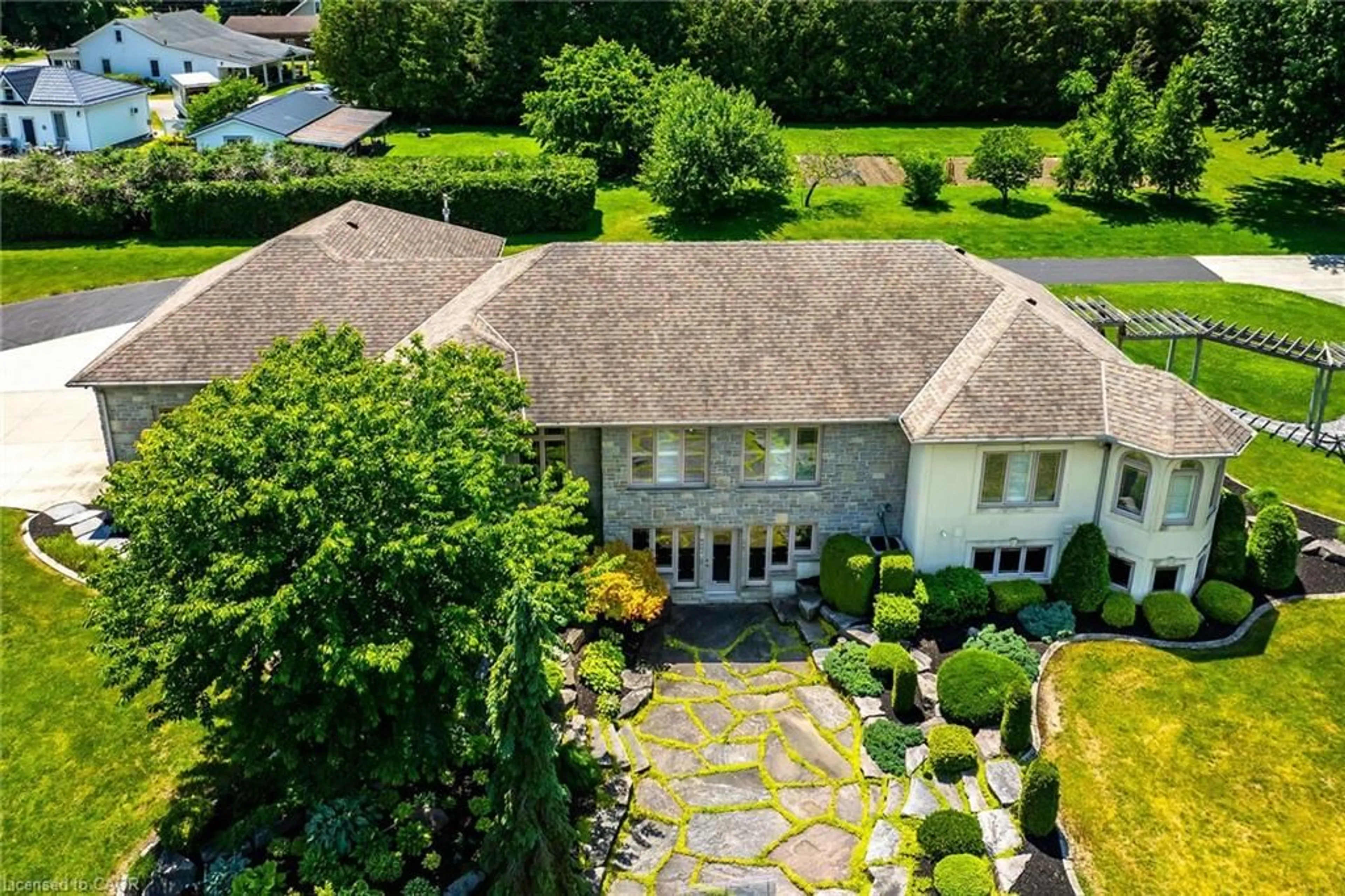 A pic from outside/outdoor area/front of a property/back of a property/a pic from drone, street for 170 Prospect St, Port Dover Ontario N0A 1N2