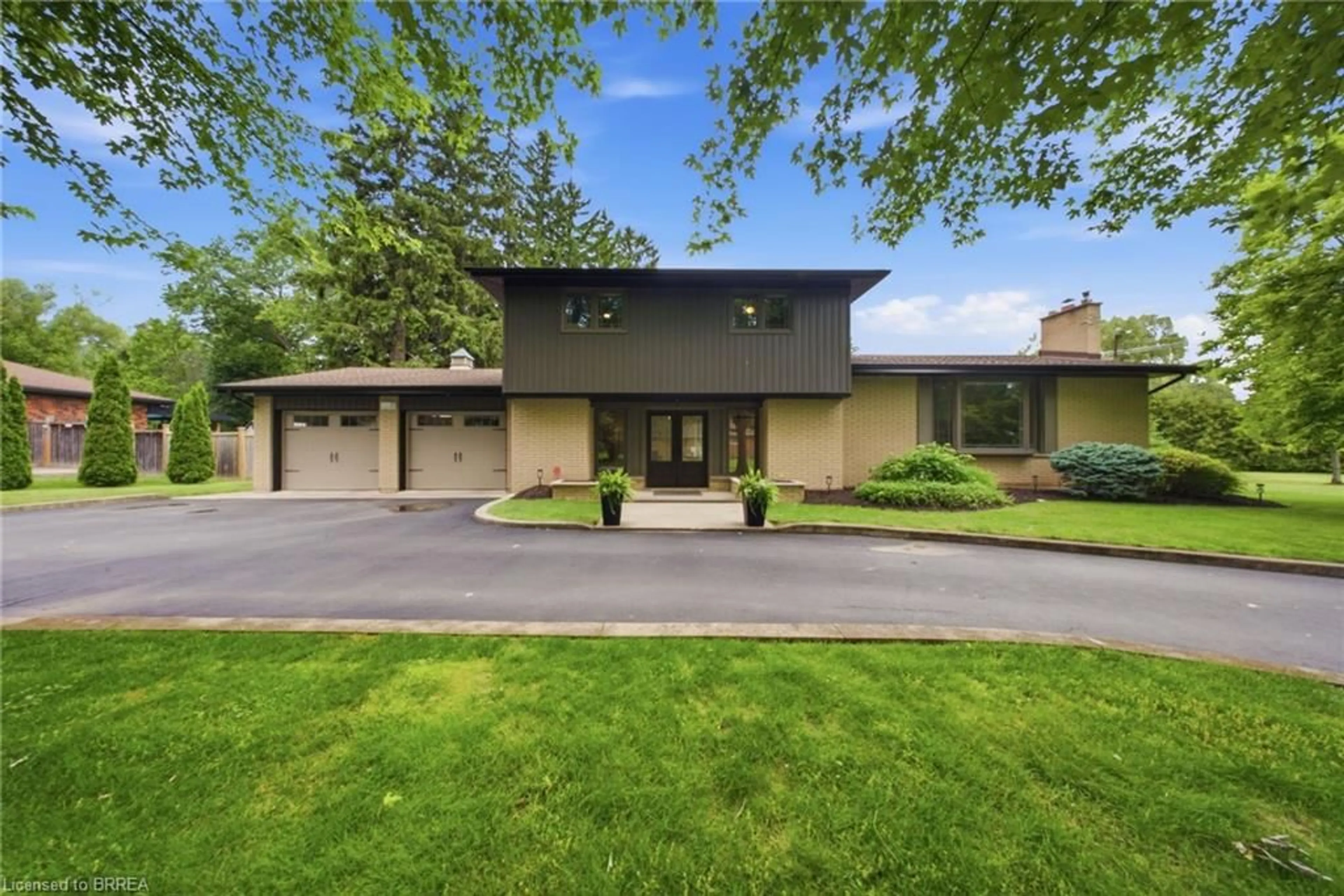 Unknown for 17 Pleasant Cres, Brantford Ontario N3T 1S3