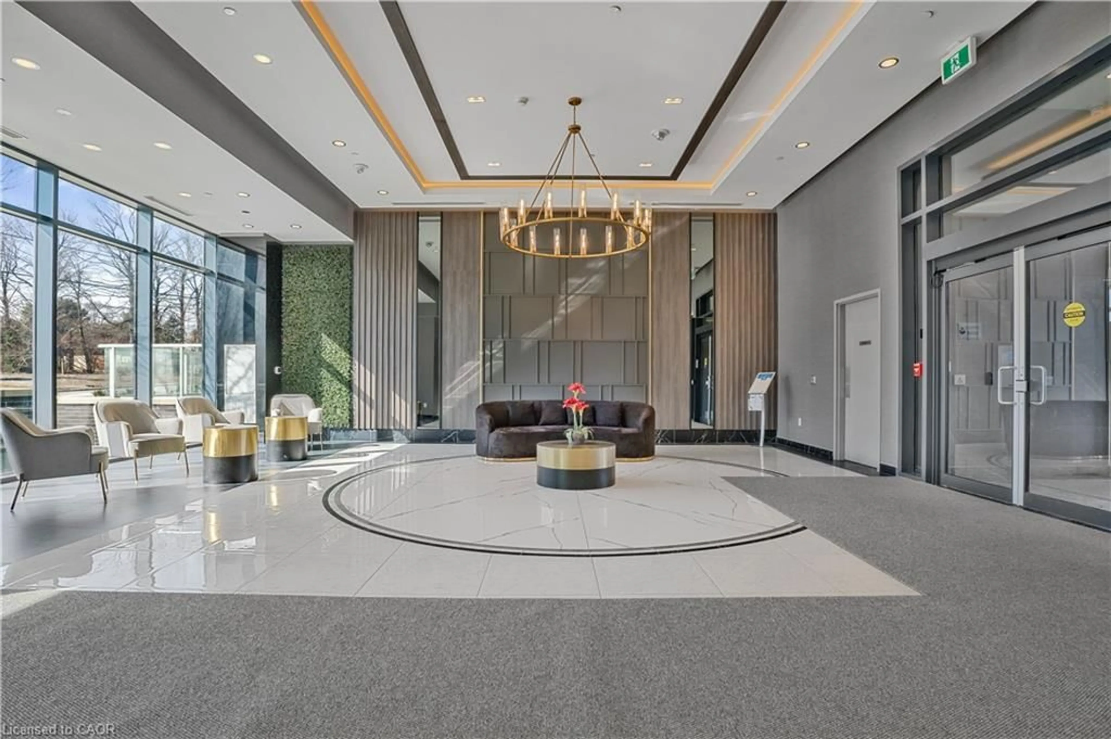 Lobby for 3220 Sheppard Ave, Toronto Ontario M1T 3K3