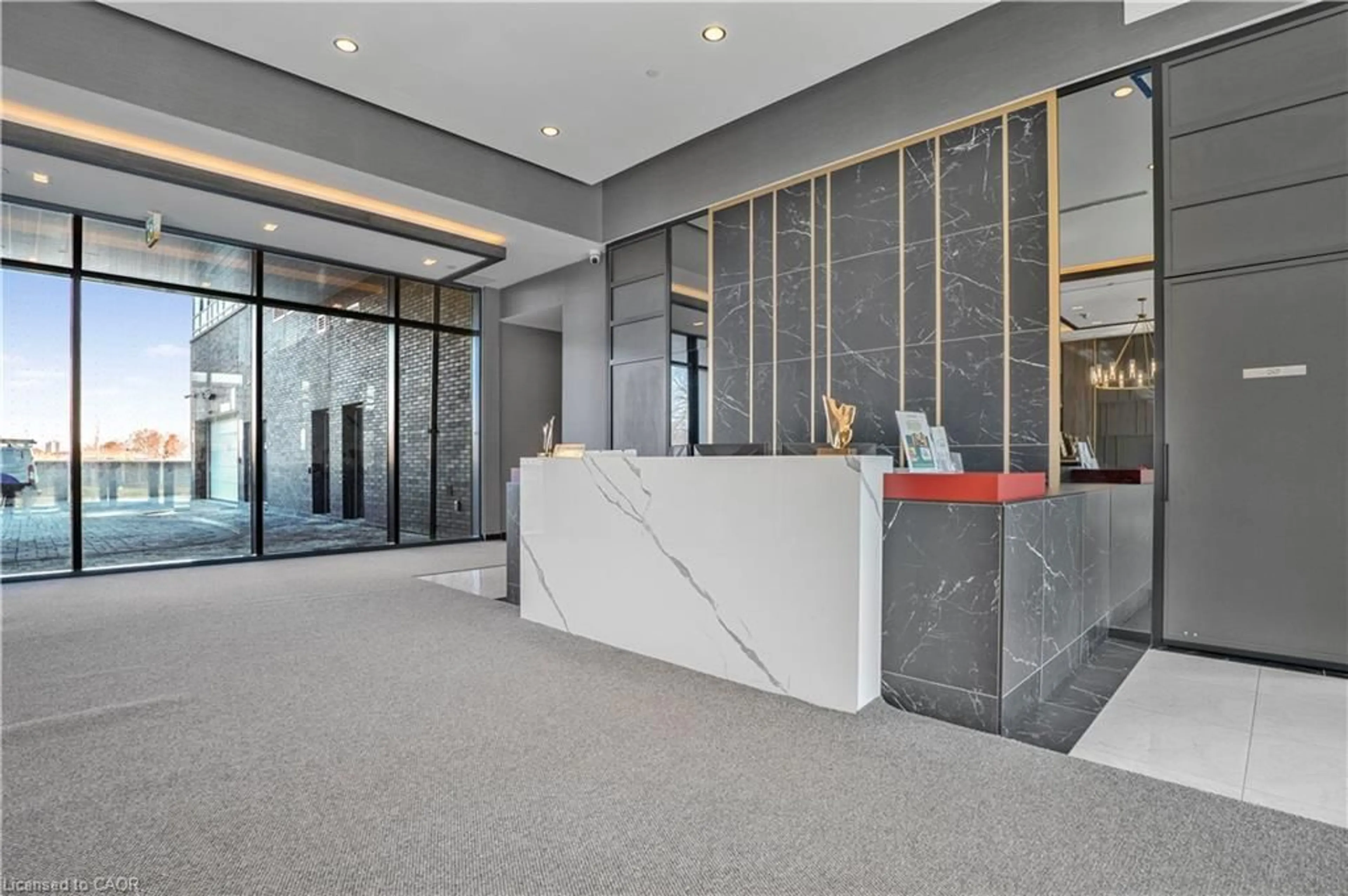 Lobby for 3220 Sheppard Ave, Toronto Ontario M1T 3K3