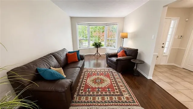 240 Stoke Dr, Kitchener 4