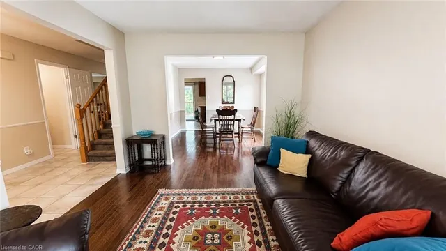 240 Stoke Dr, Kitchener 5