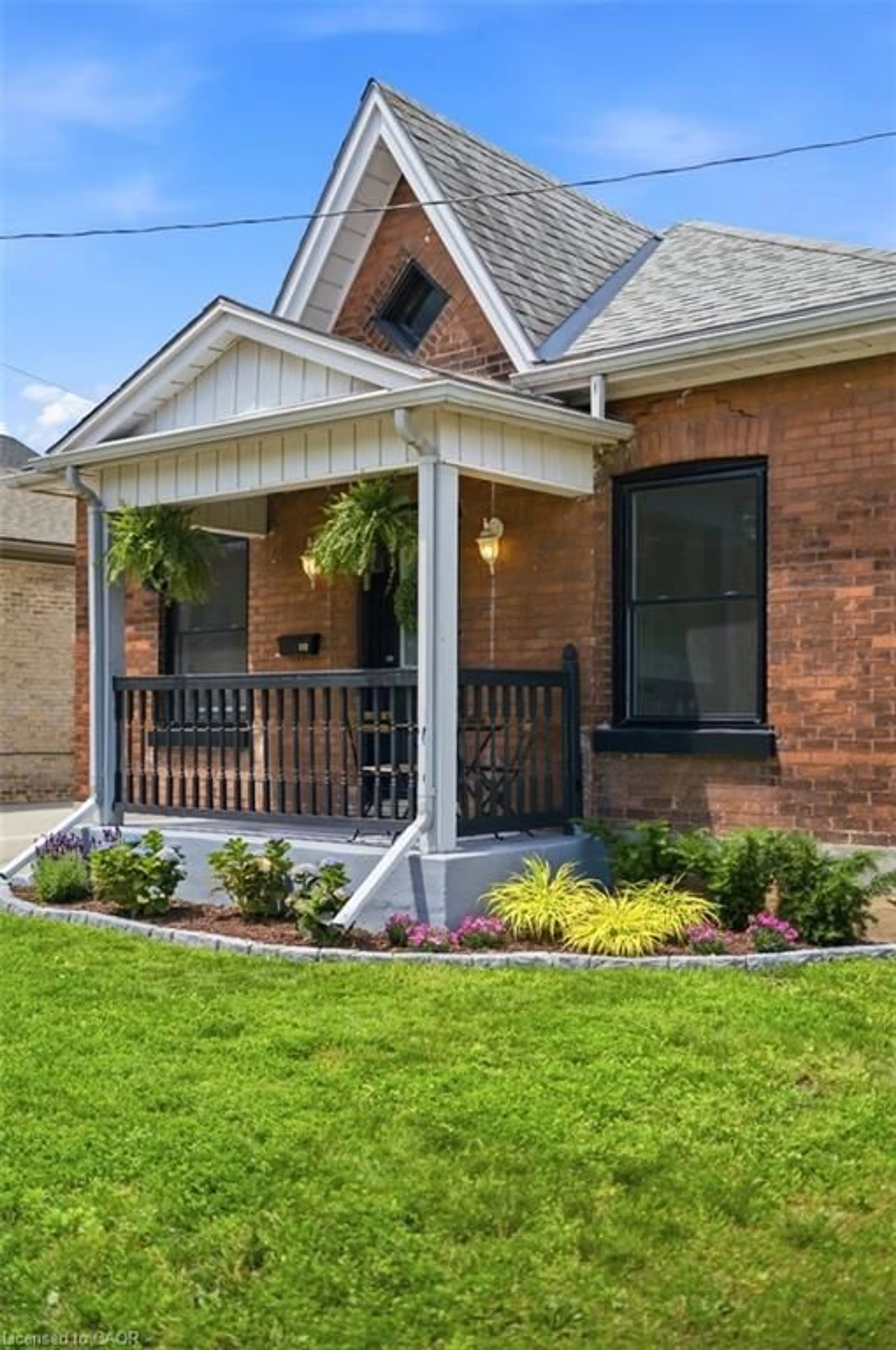 Home with brick exterior material, street for 112 Sydenham St, Brantford Ontario N3R 3Y6
