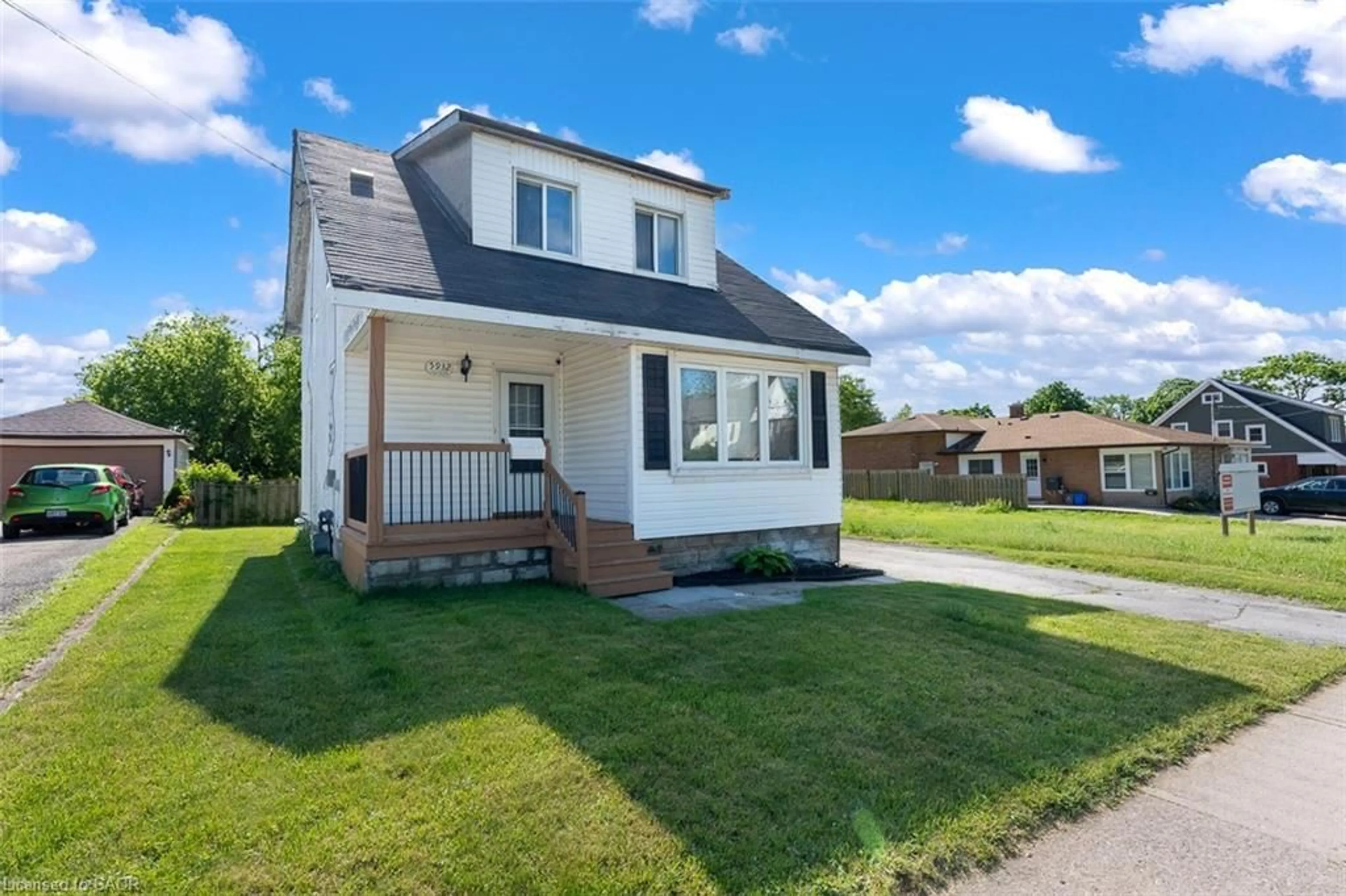 Unknown for 5932 Carlton Ave, Niagara Falls Ontario L2G 5J5