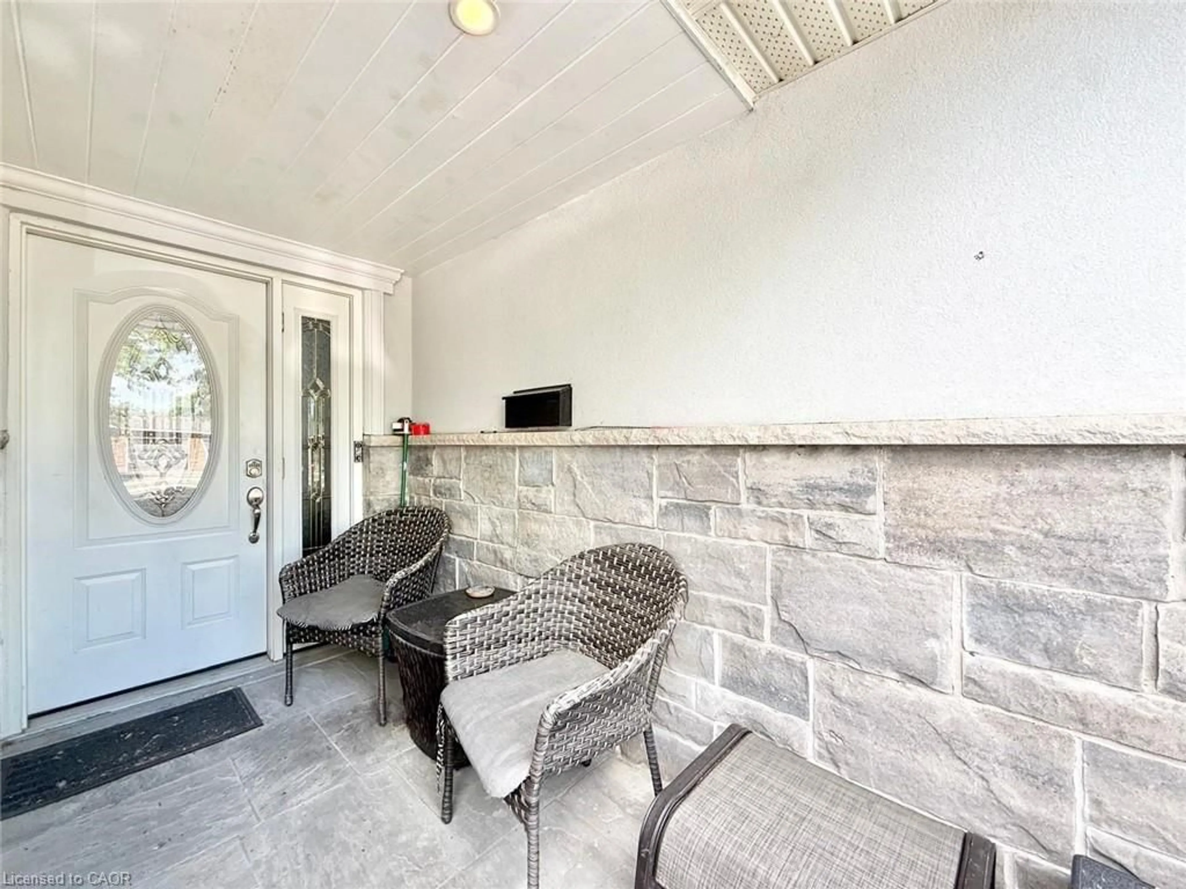 Patio, street for 3135 Palmer Dr, Burlington Ontario L7M 1L2