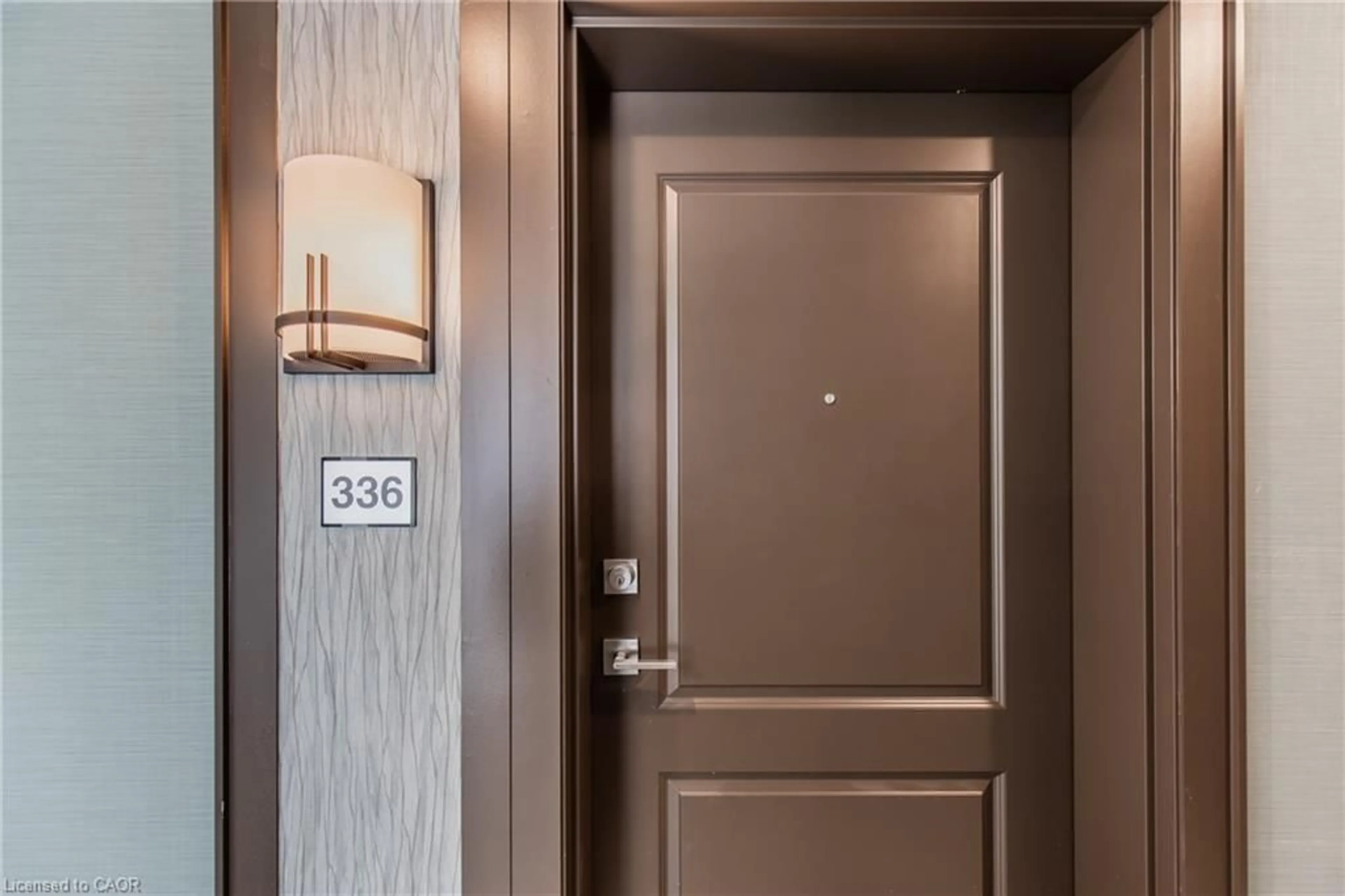 Indoor entryway for 10 Mallard Trail #336, Waterdown Ontario L8B 2A7