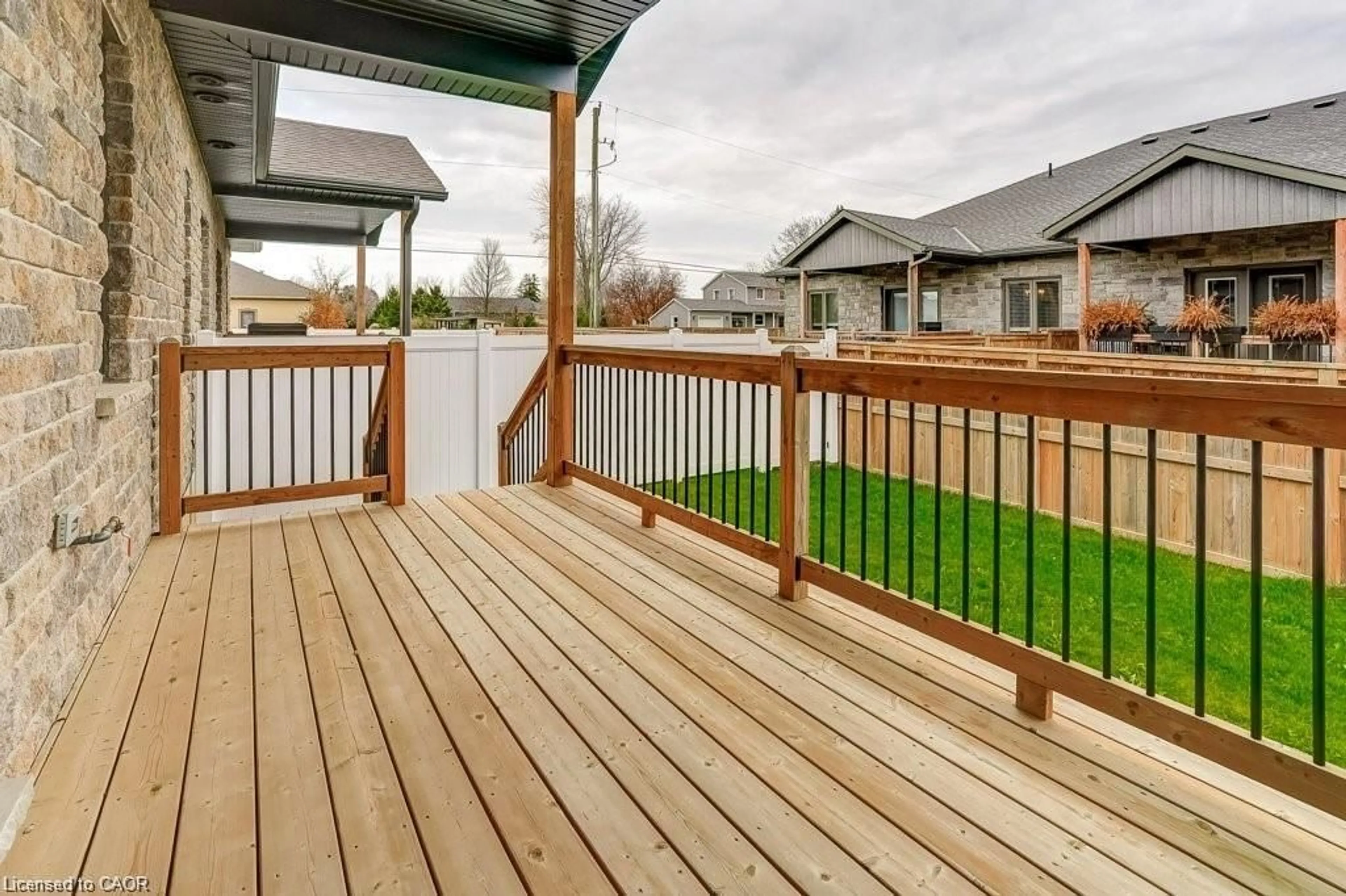 Patio, unknown for 273 Queen St, Atwood Ontario N0G 1B0