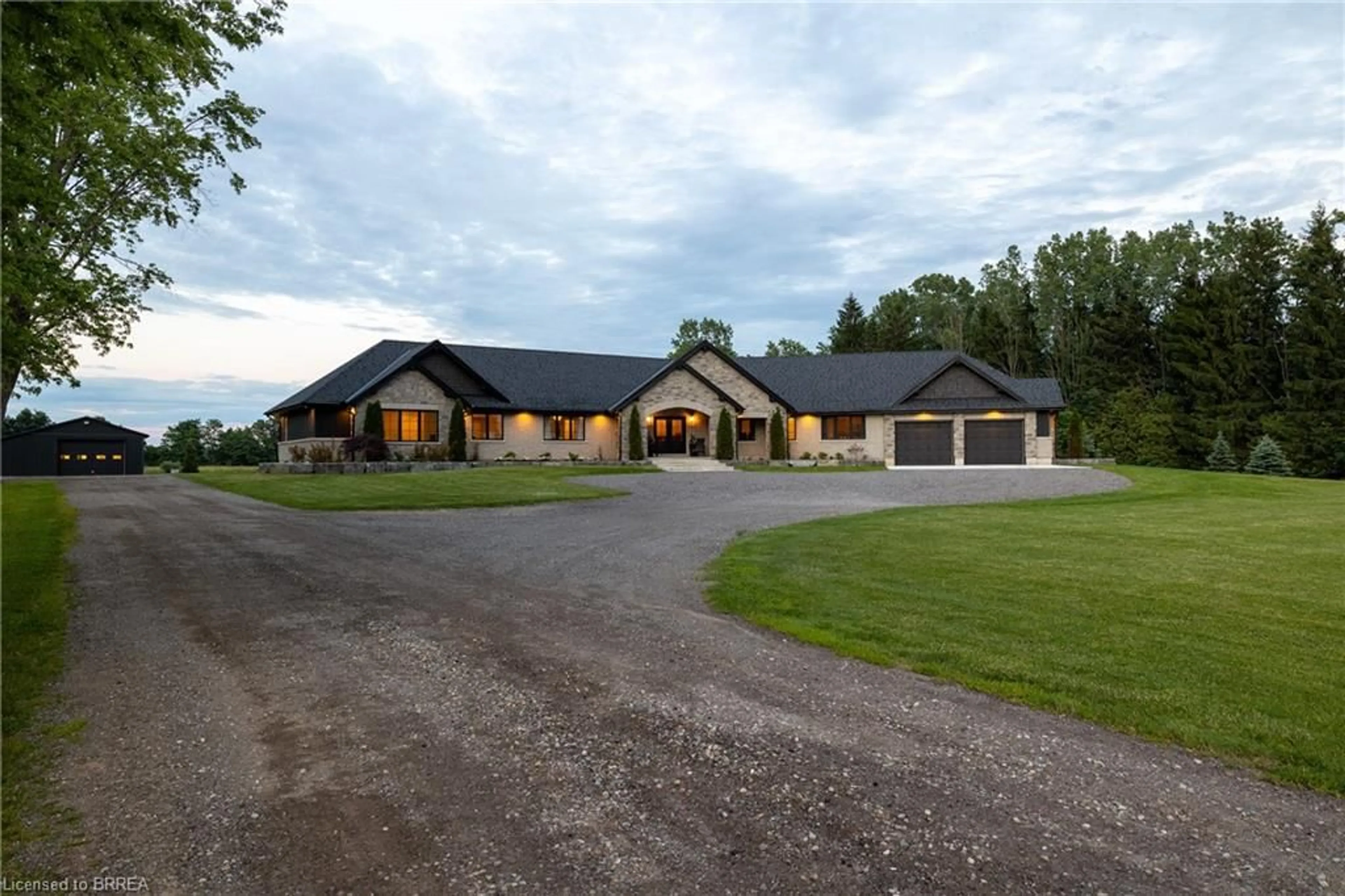 A pic from outside/outdoor area/front of a property/back of a property/a pic from drone, unknown for 88 Etonia Rd, Princeton Ontario N0J 1V0