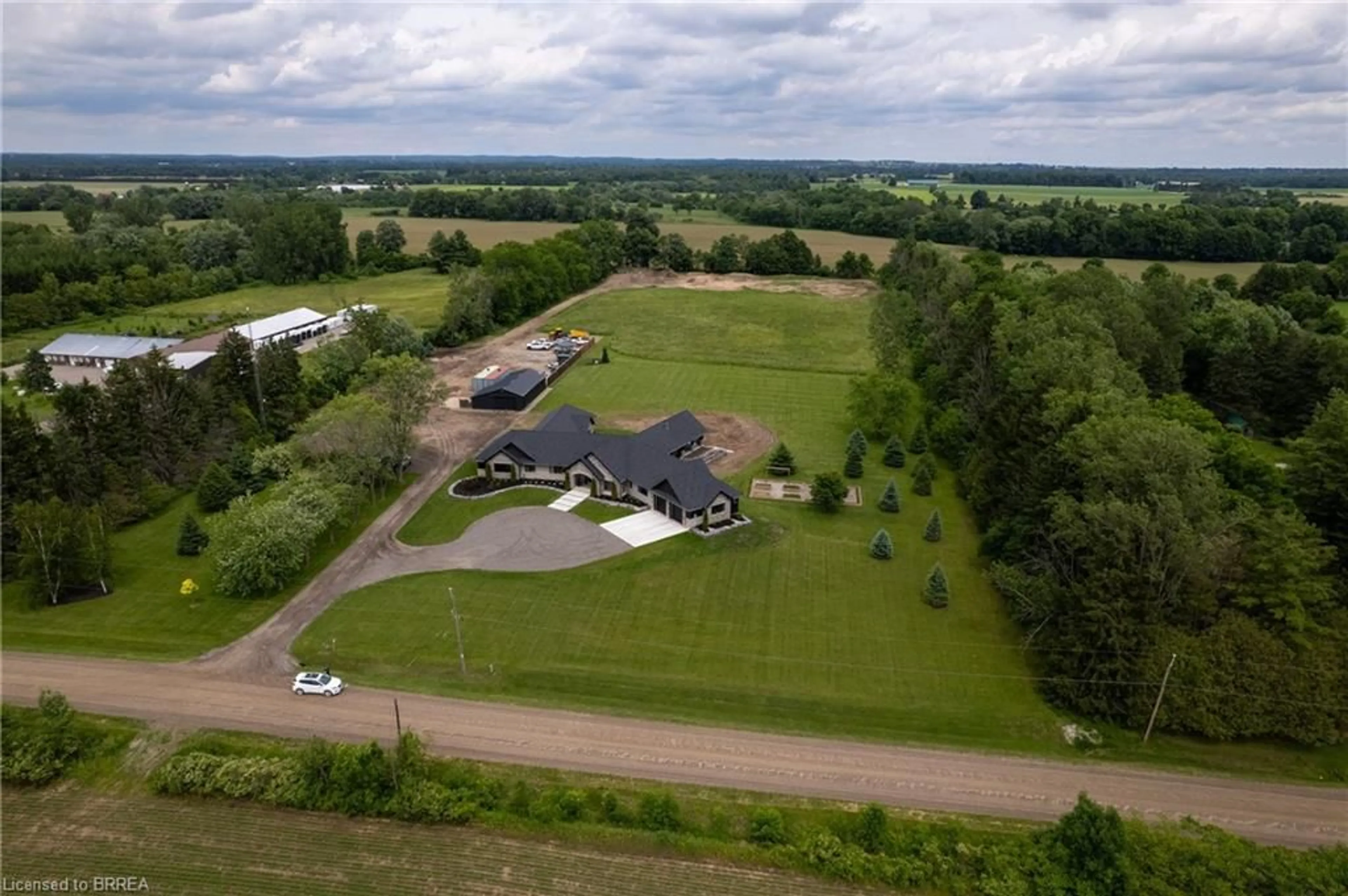 A pic from outside/outdoor area/front of a property/back of a property/a pic from drone, unknown for 88 Etonia Rd, Princeton Ontario N0J 1V0
