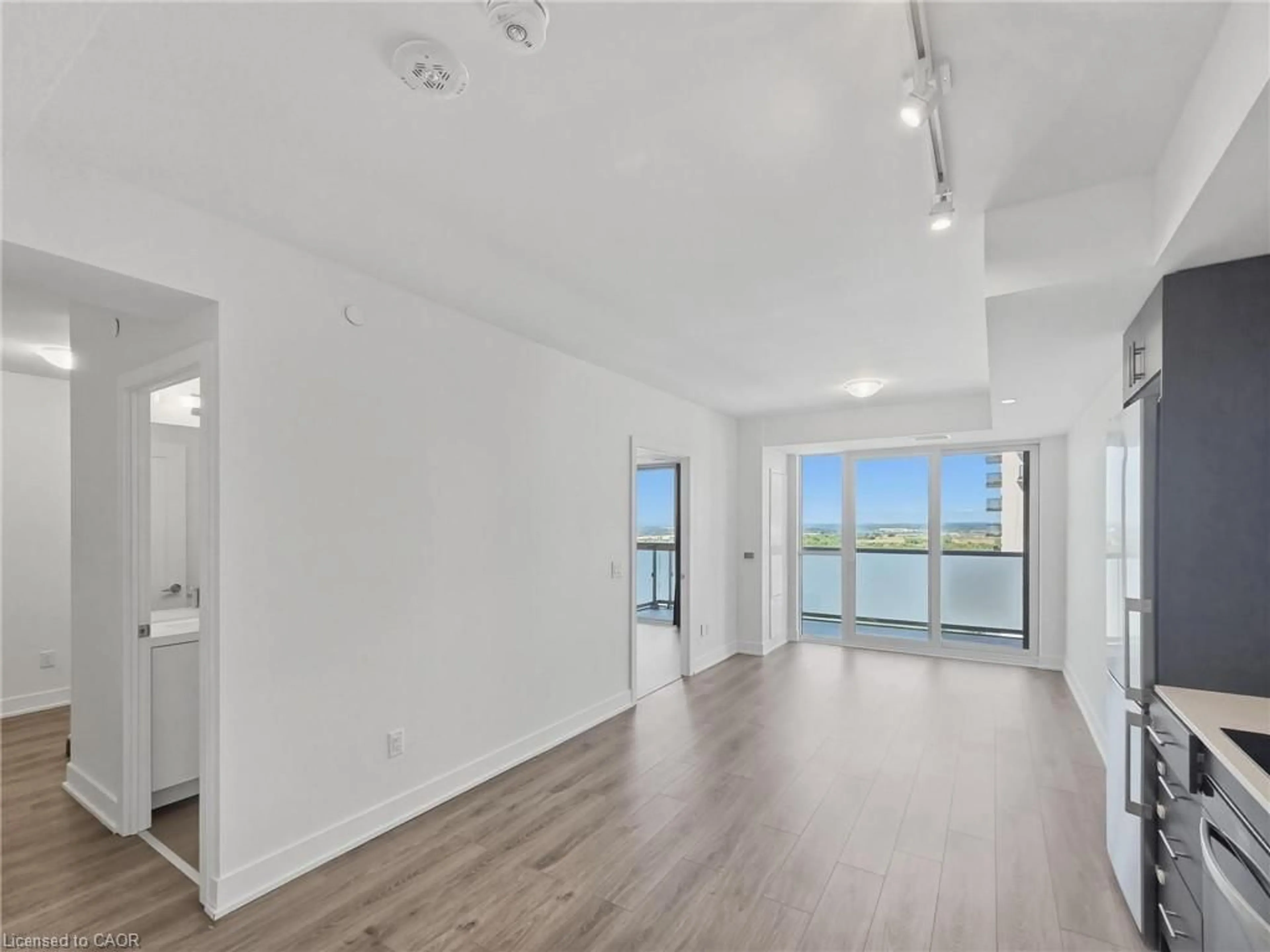 A pic of a room for 2545 Simcoe St #2214, Oshawa Ontario L1L 0W3