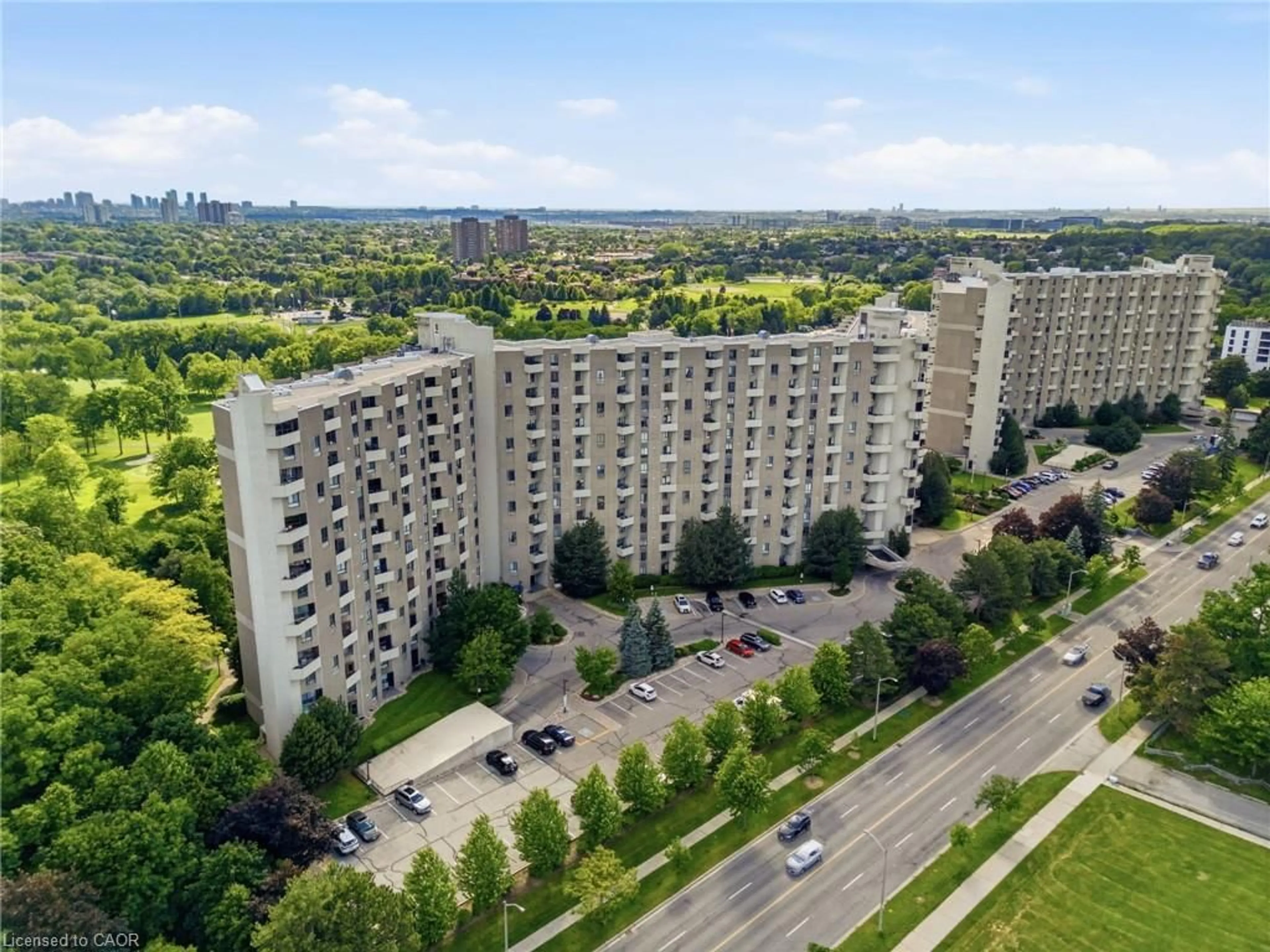 A pic from outside/outdoor area/front of a property/back of a property/a pic from drone, city buildings view from balcony for 288 Mill Rd #E37, Etobicoke Ontario M9C 4X7